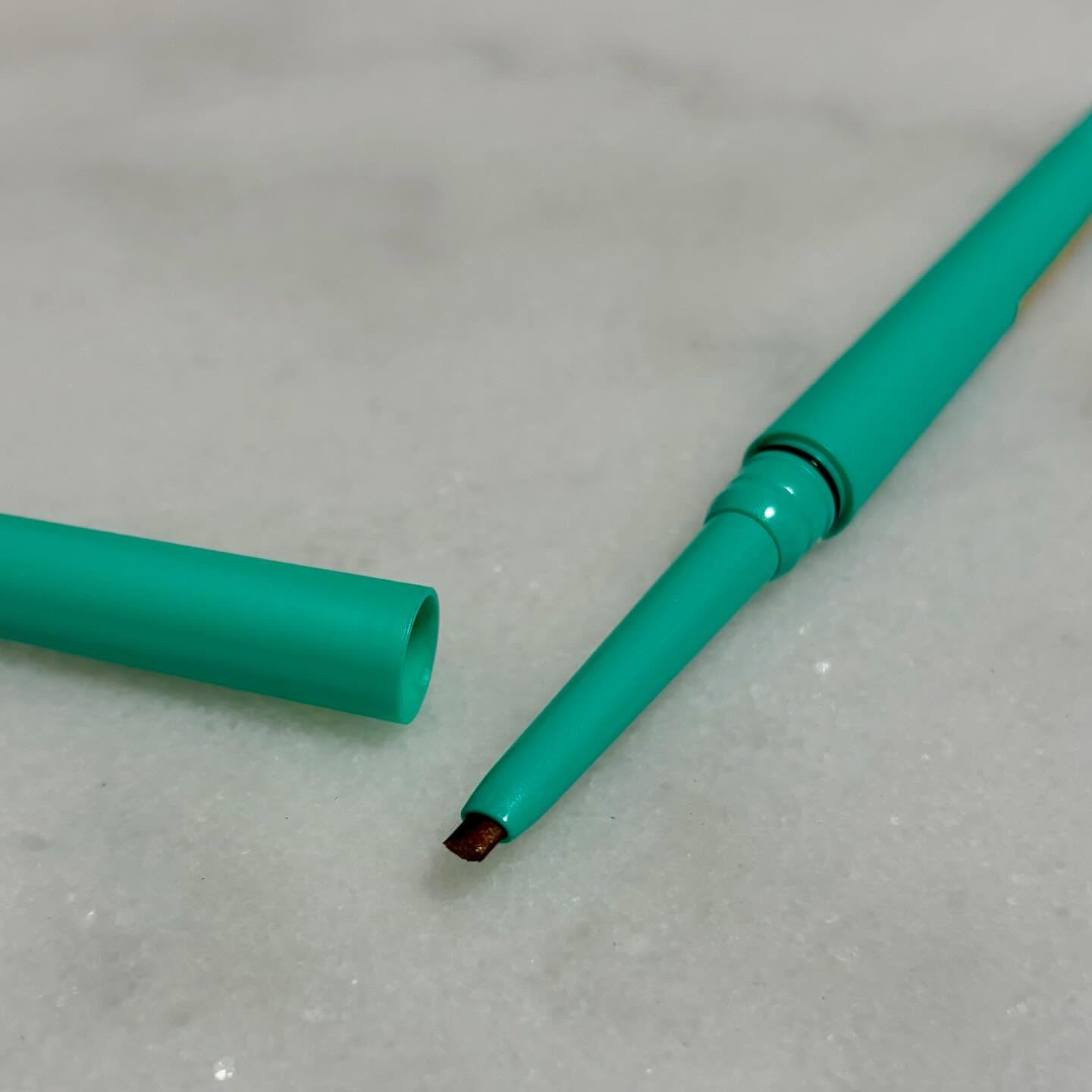 「密着アイライナー」クリームペンシル/デジャヴュ/ペンシルアイライナーを使ったクチコミ（2枚目）