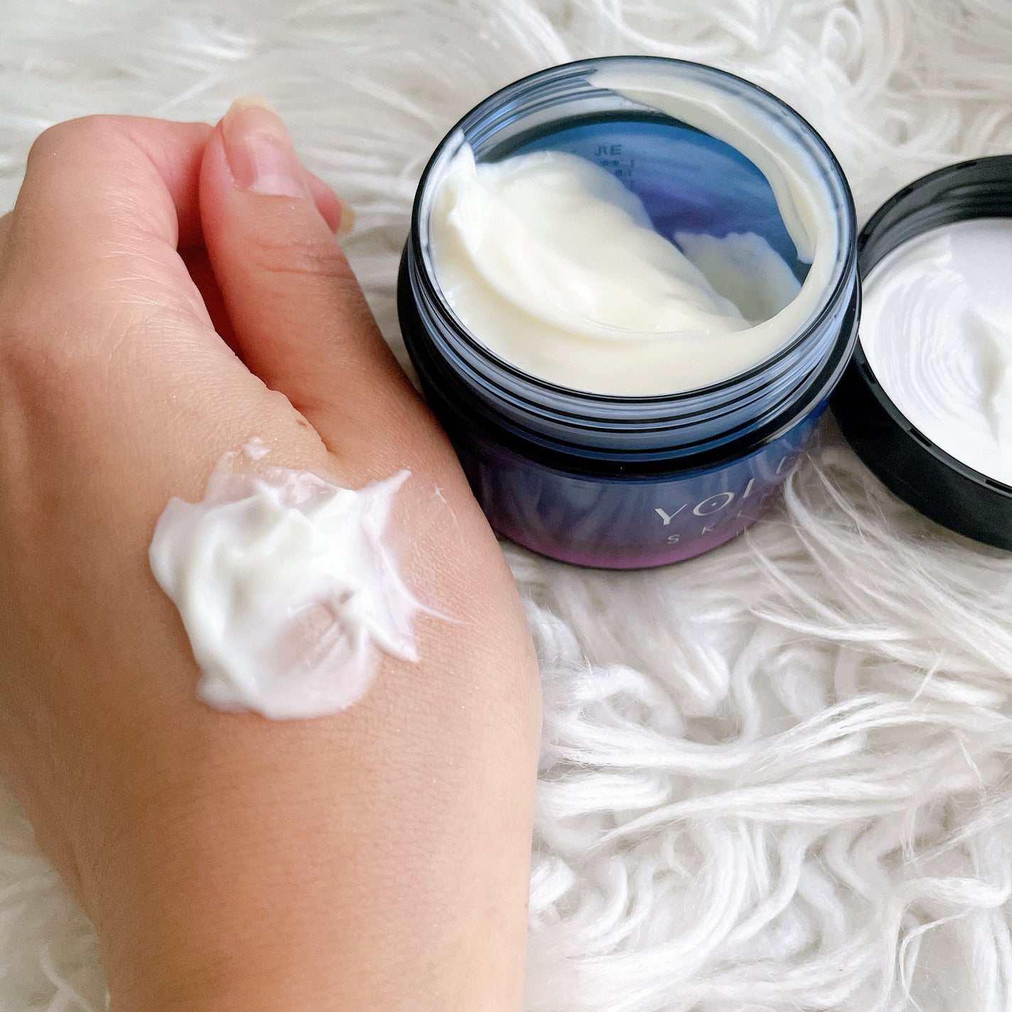 ヨル スキン オーバーナイトクリーム モイスト/YOLU/フェイスクリームを使ったクチコミ(2枚目)