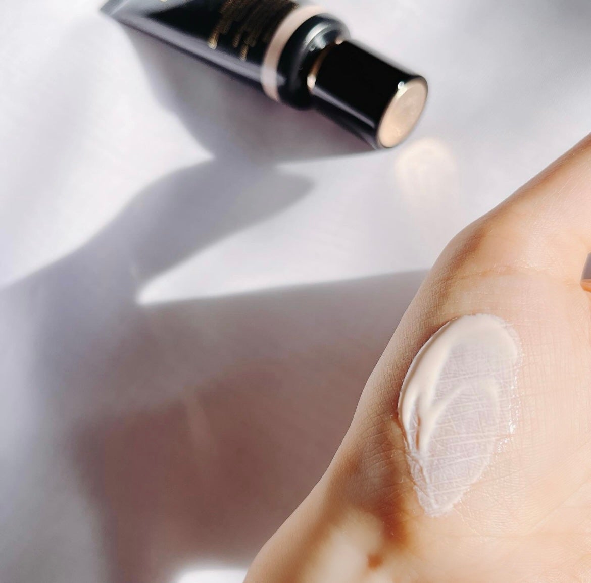 インテンシブ セラム ラディアンス プライマー/BOBBI BROWN/化粧下地を使ったクチコミ(2枚目)