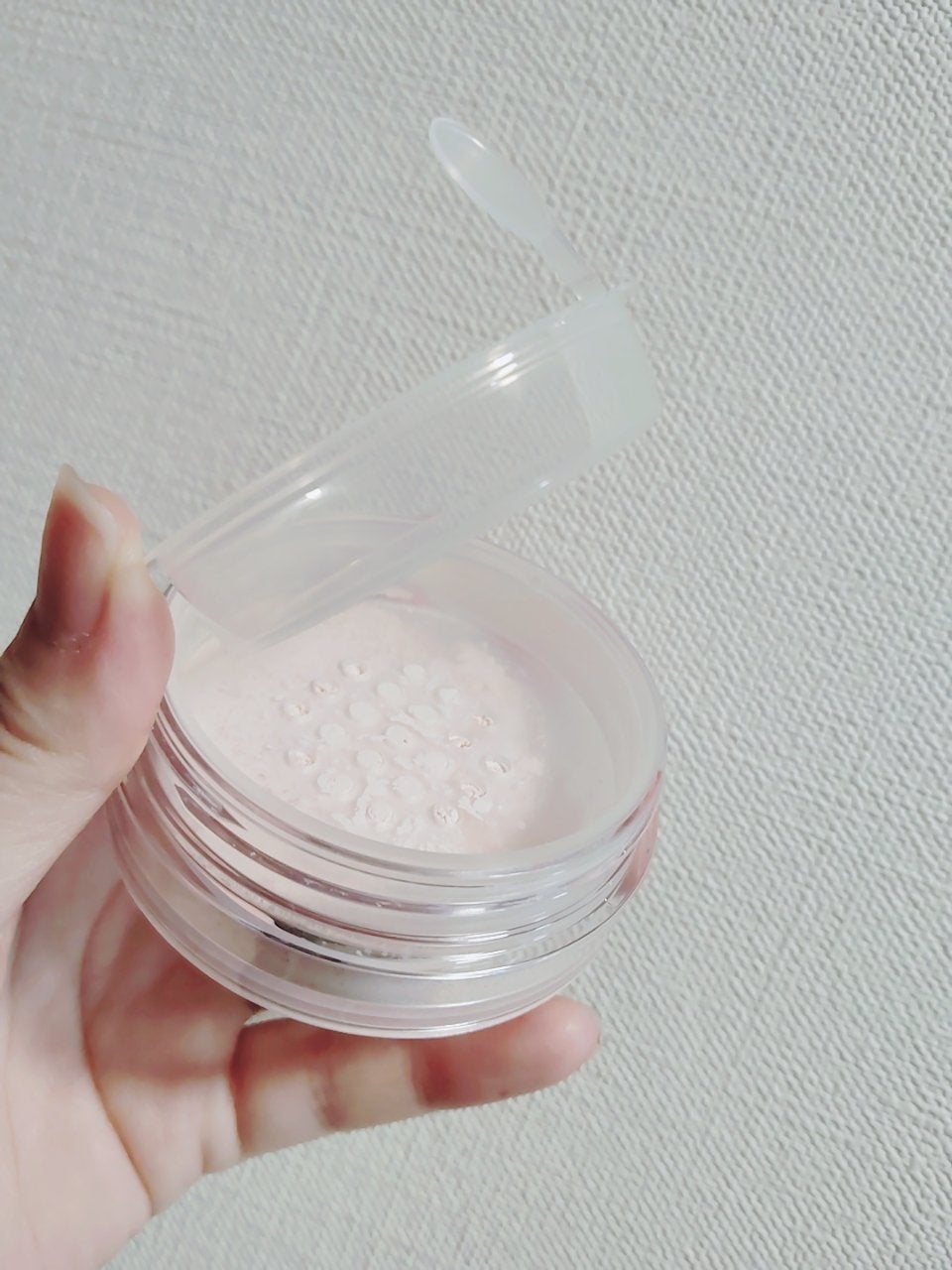 うるふわ仕上げパウダー/CEZANNE/ルースパウダーを使ったクチコミ(4枚目)