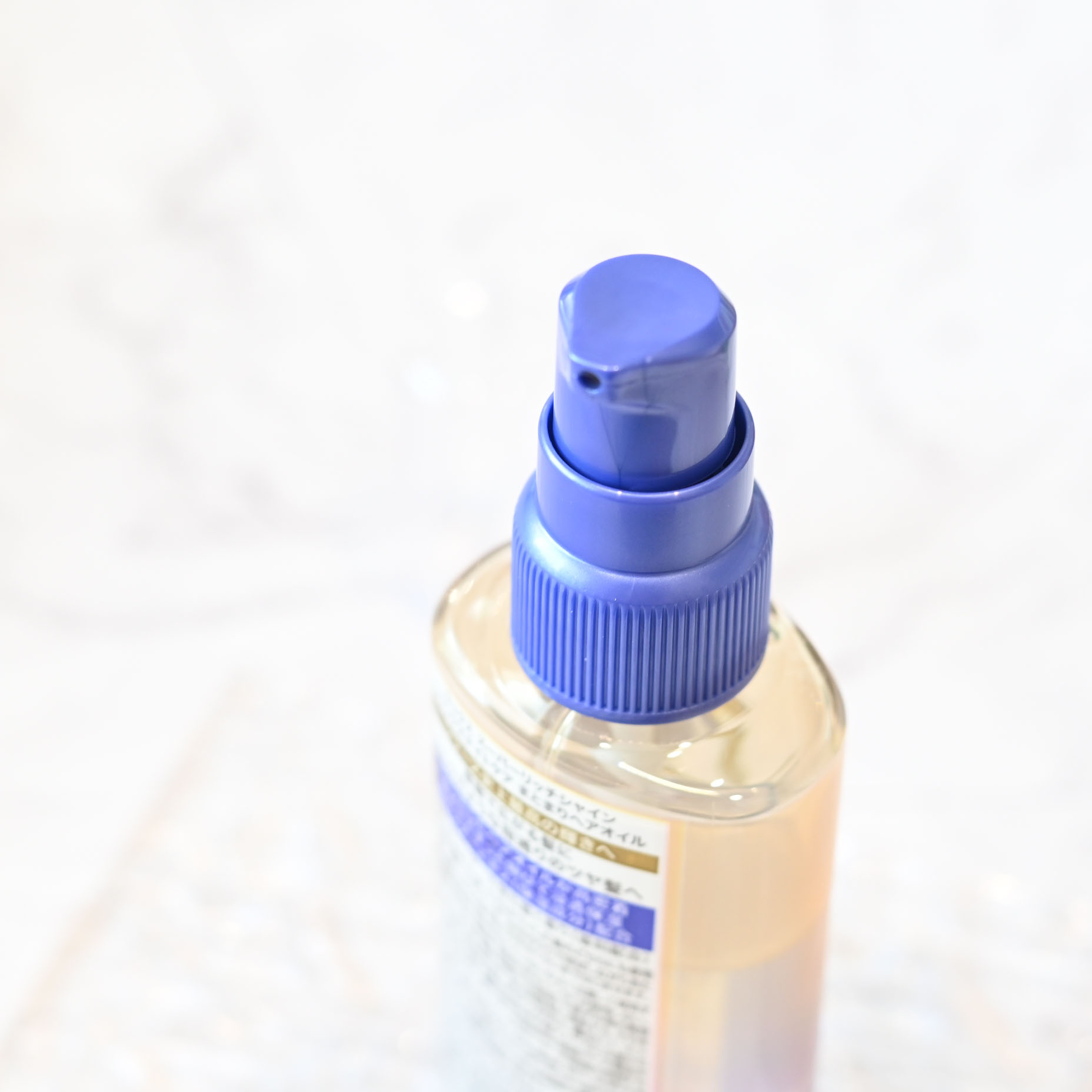 ラックス　スーパーリッチシャイン リラックスナイトケア　まとまりヘアオイル/LUX/ヘアオイルを使ったクチコミ（2枚目）