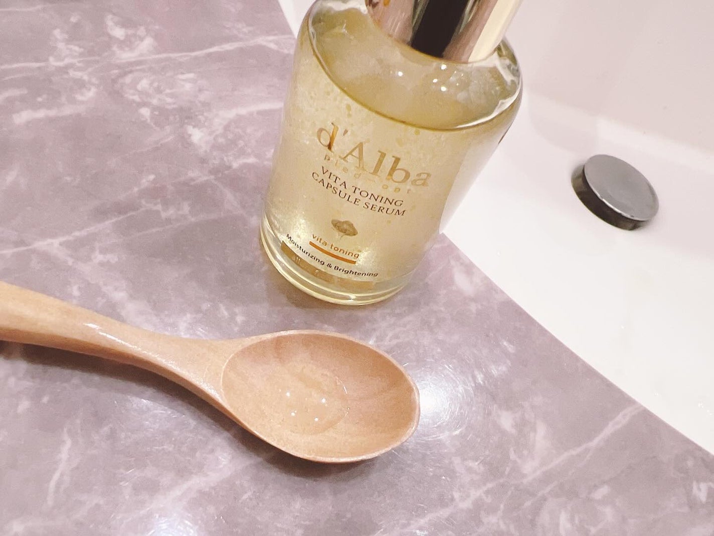 ビタトーニングカプセルセラム/ダルバ/美容液を使ったクチコミ(3枚目)