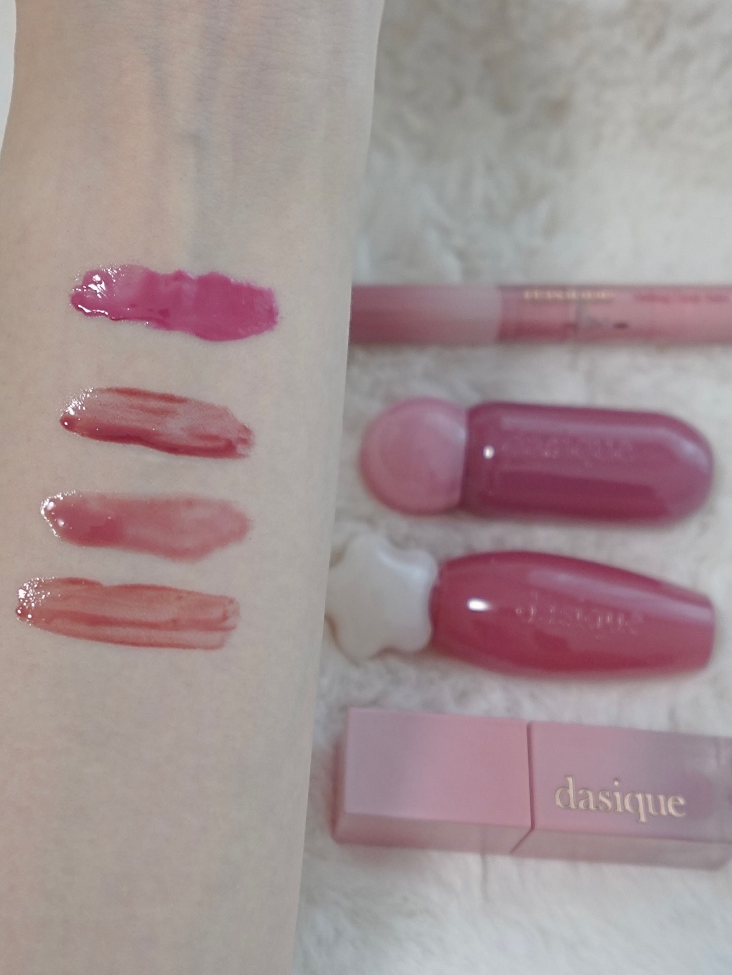 ピュアウォーターリップグロス/dasique/リップグロスを使ったクチコミ（2枚目）