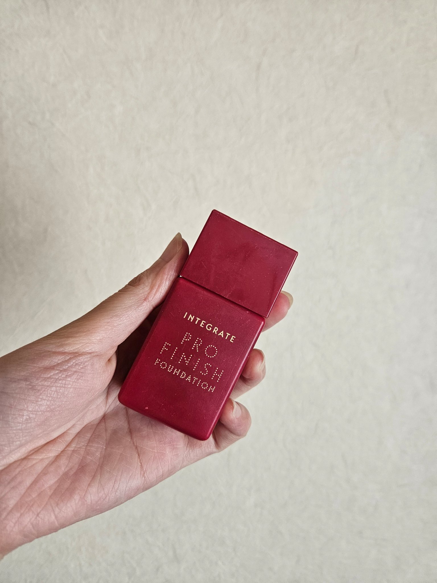 インテグレート プロフィニッシュリキッド N オークル10/インテグレート/リキッドファンデーションを使ったクチコミ（1枚目）