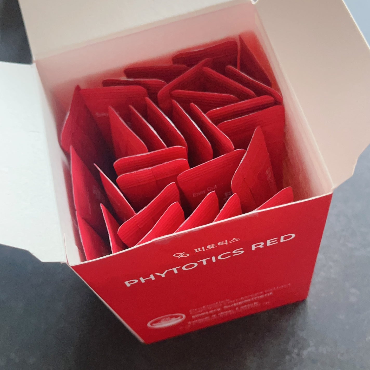 フィトティクス赤色/PHYTOTICS/ボディサプリメントを使ったクチコミ(4枚目)