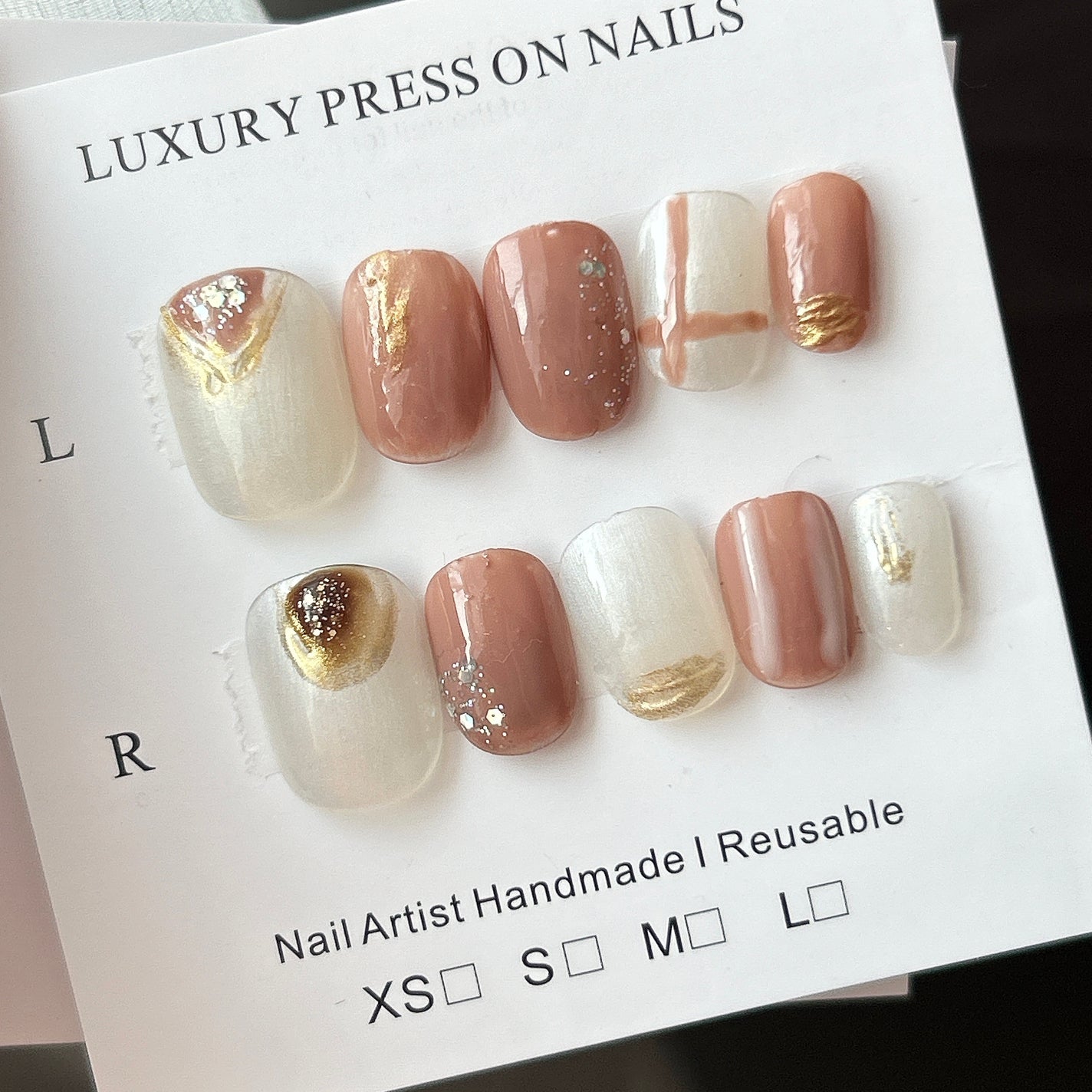 nail_c_tip フォロバ on LIPS 「◻︎独学セルフネイル◻︎チビ爪でも出来るネイル◻︎プチプラミャ..」(1枚目)