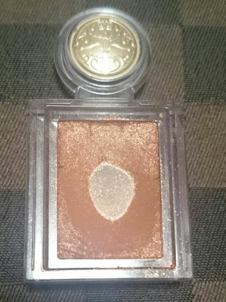 シャドーカスタマイズ/MAJOLICA MAJORCA/単色アイシャドウを使ったクチコミ(1枚目)