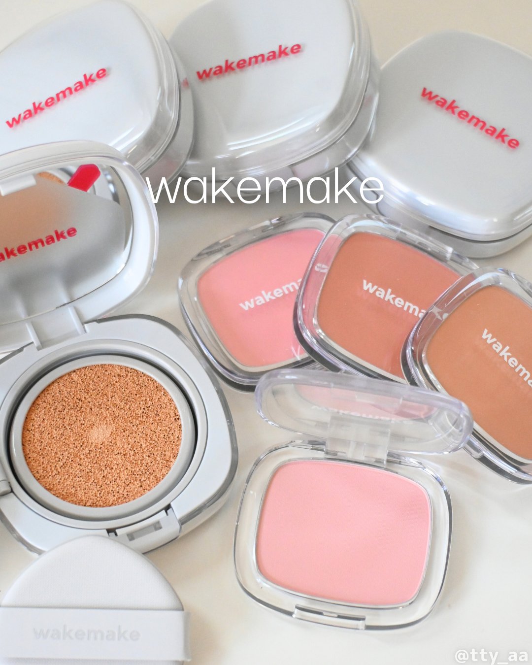 シームレスウェアクッション/wakemake/クッションファンデーションを使ったクチコミ（1枚目）