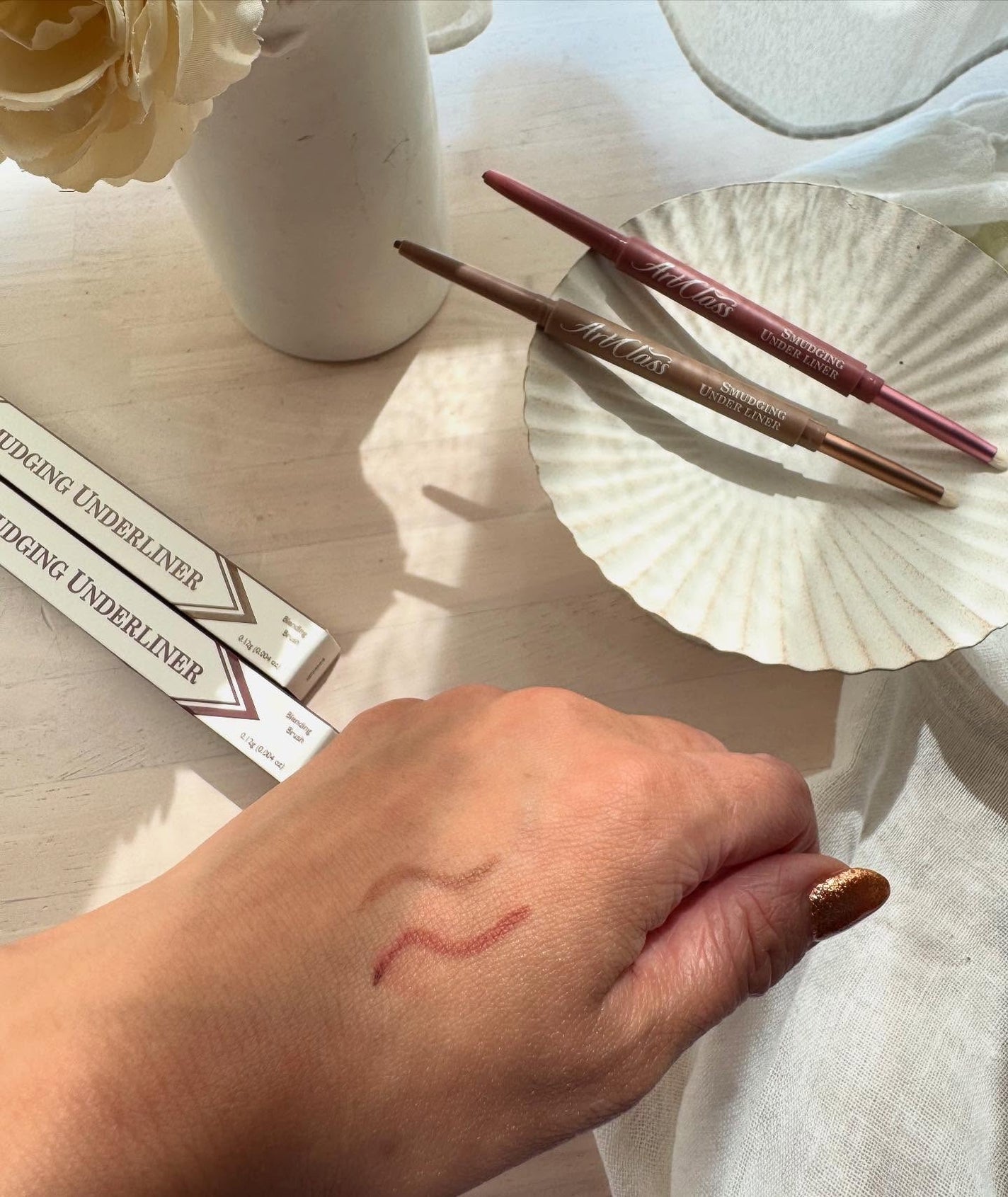 arisya08 on LIPS 「トゥークールフォースクール🩷アートクラススマッジングアンダーラ..」(4枚目)