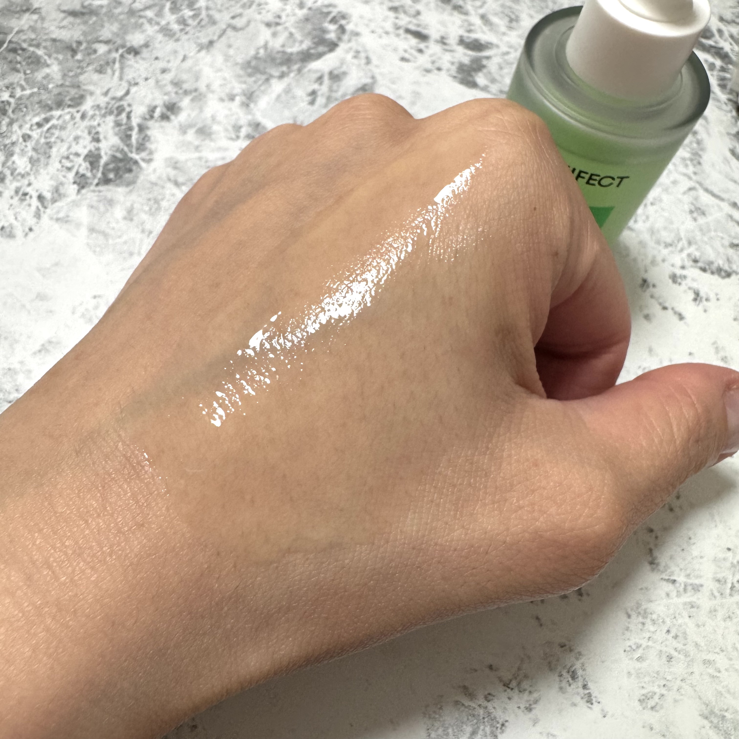 青麦ジンクセラム/Veganifect/美容液を使ったクチコミ（2枚目）