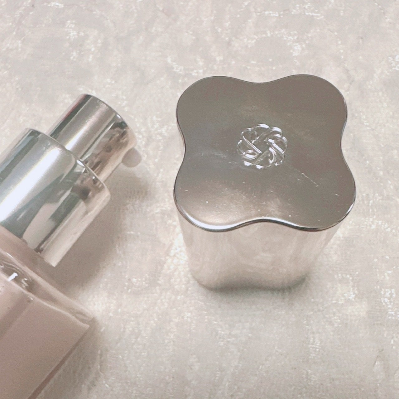 ロージー グロウライザー/DECORTÉ/化粧下地を使ったクチコミ(6枚目)