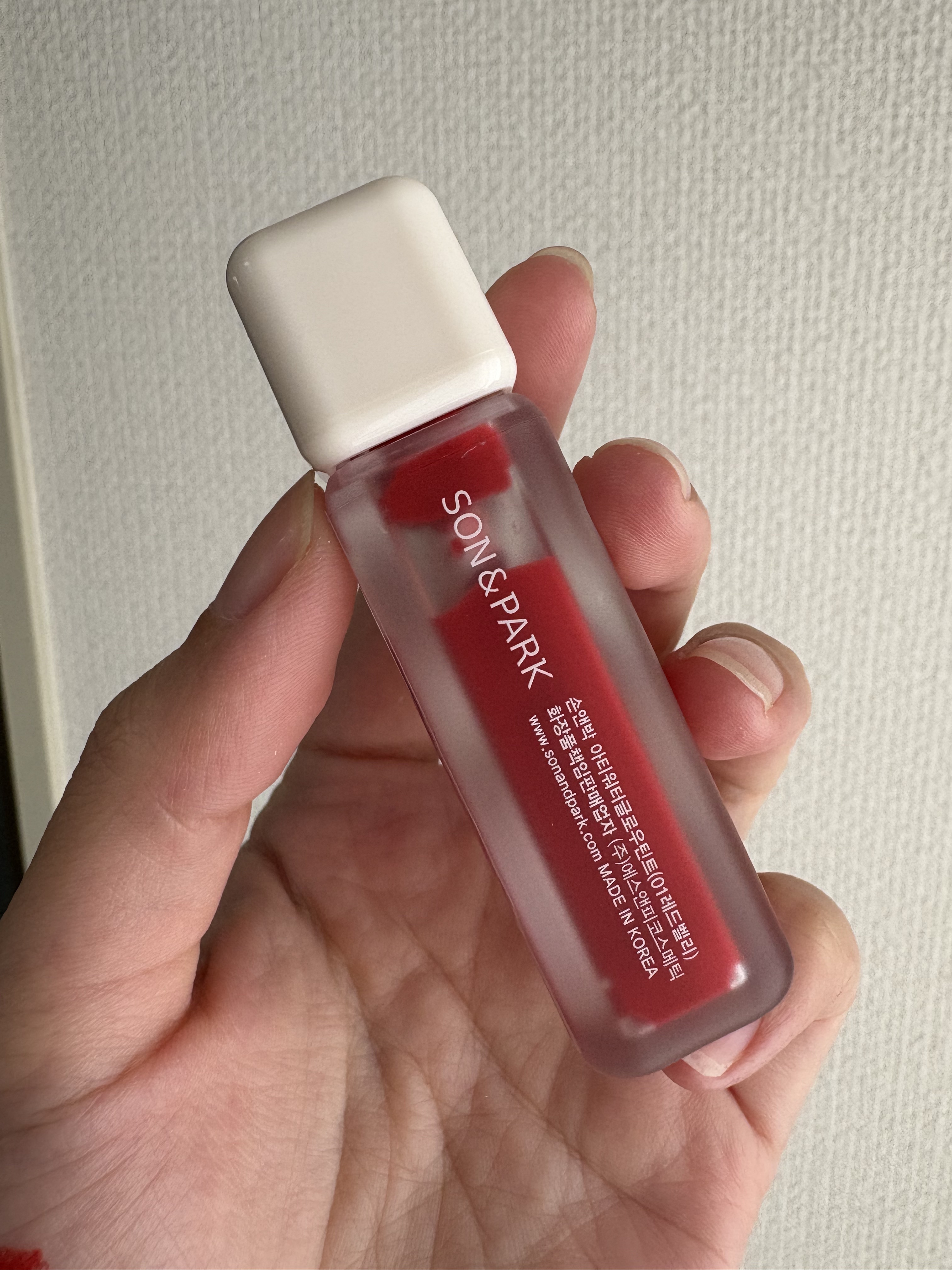 Arti Water Glow Tint #01 Red Valley/SON&PARK/口紅を使ったクチコミ（1枚目）