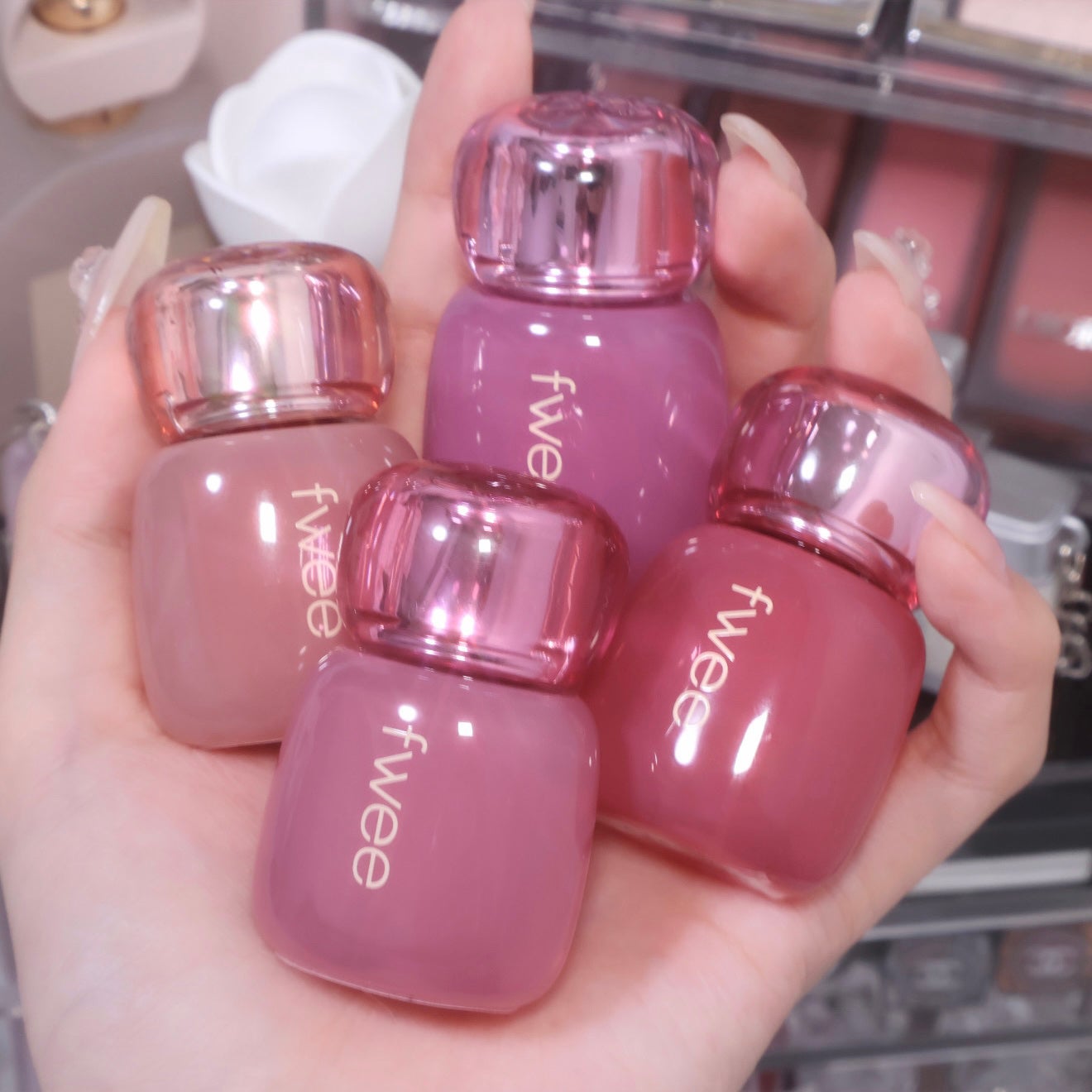 フィー 3Dボリューミングティント/fwee/リップティントを使ったクチコミ(1枚目)