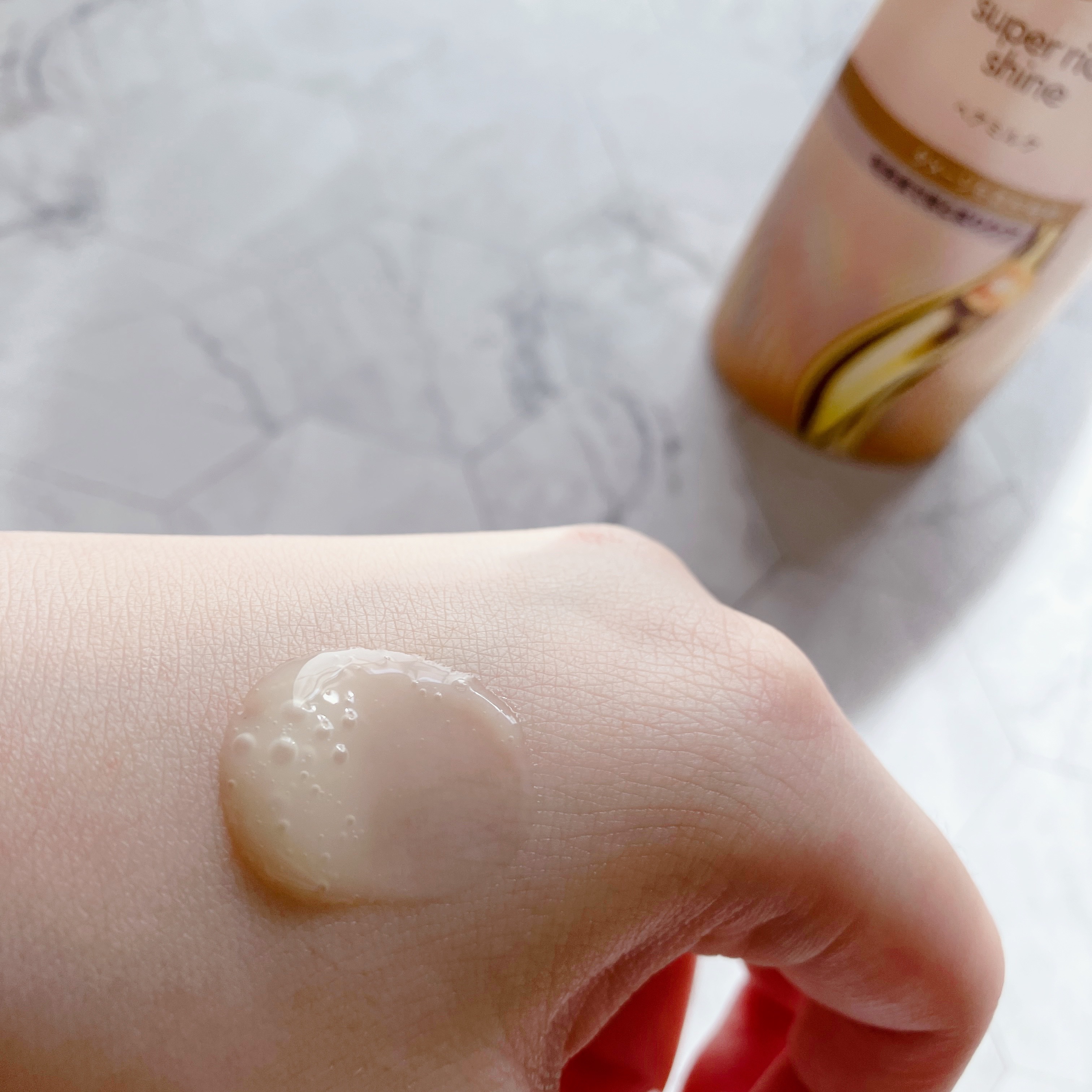 ラックス　スーパーリッチシャイン  ダメージリペア　補修ヘアミルク/LUX/ヘアミルクを使ったクチコミ（2枚目）