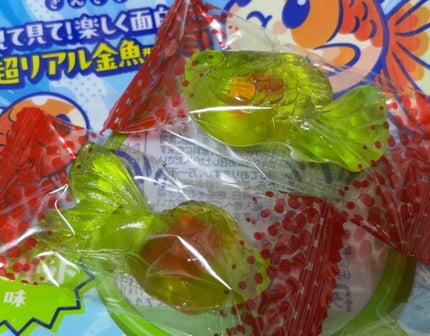 V.SNOW.B on LIPS 「☆DAISO金魚グミピーチ味 マスカット味 コーラ味久しぶり..」(6枚目)