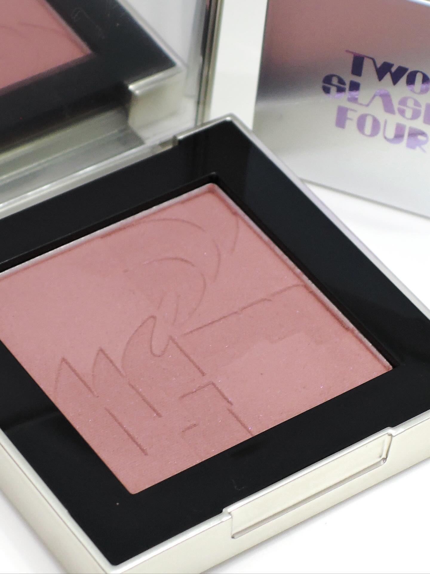 オールオーバーフェイスブラッシュ/TWO SLASH FOUR/パウダーチークを使ったクチコミ（2枚目）