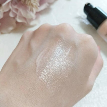 スキンフィニッシュ ライトストラック リキッド ハイライター/M・A・C/リキッドハイライトを使ったクチコミ(5枚目)