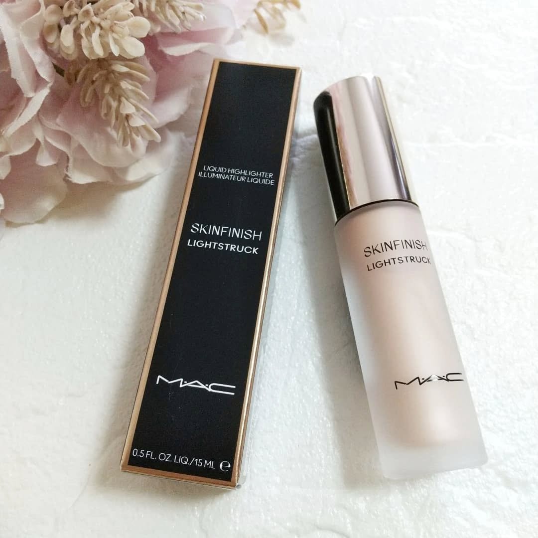 スキンフィニッシュ ライトストラック リキッド ハイライター/M・A・C/リキッドハイライトを使ったクチコミ（3枚目）