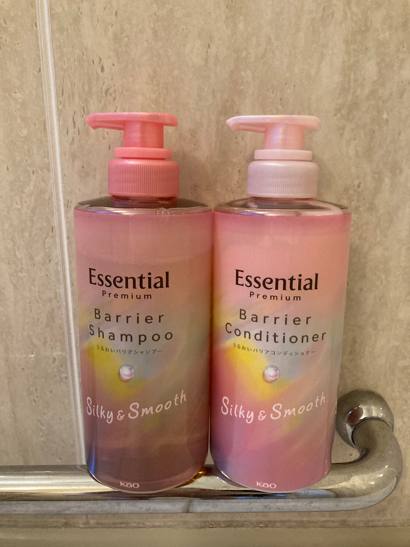 エッセンシャルプレミアム バリアシャンプー・コンディショナー シルキー&スムース/エッセンシャル/市販シャンプーを使ったクチコミ(1枚目)