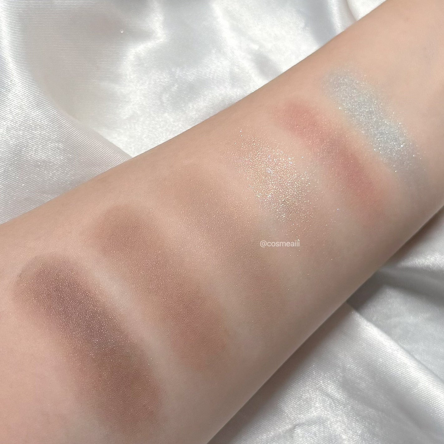 オッドバランスアイパレット/TWO SLASH FOUR/アイシャドウパレットを使ったクチコミ(7枚目)