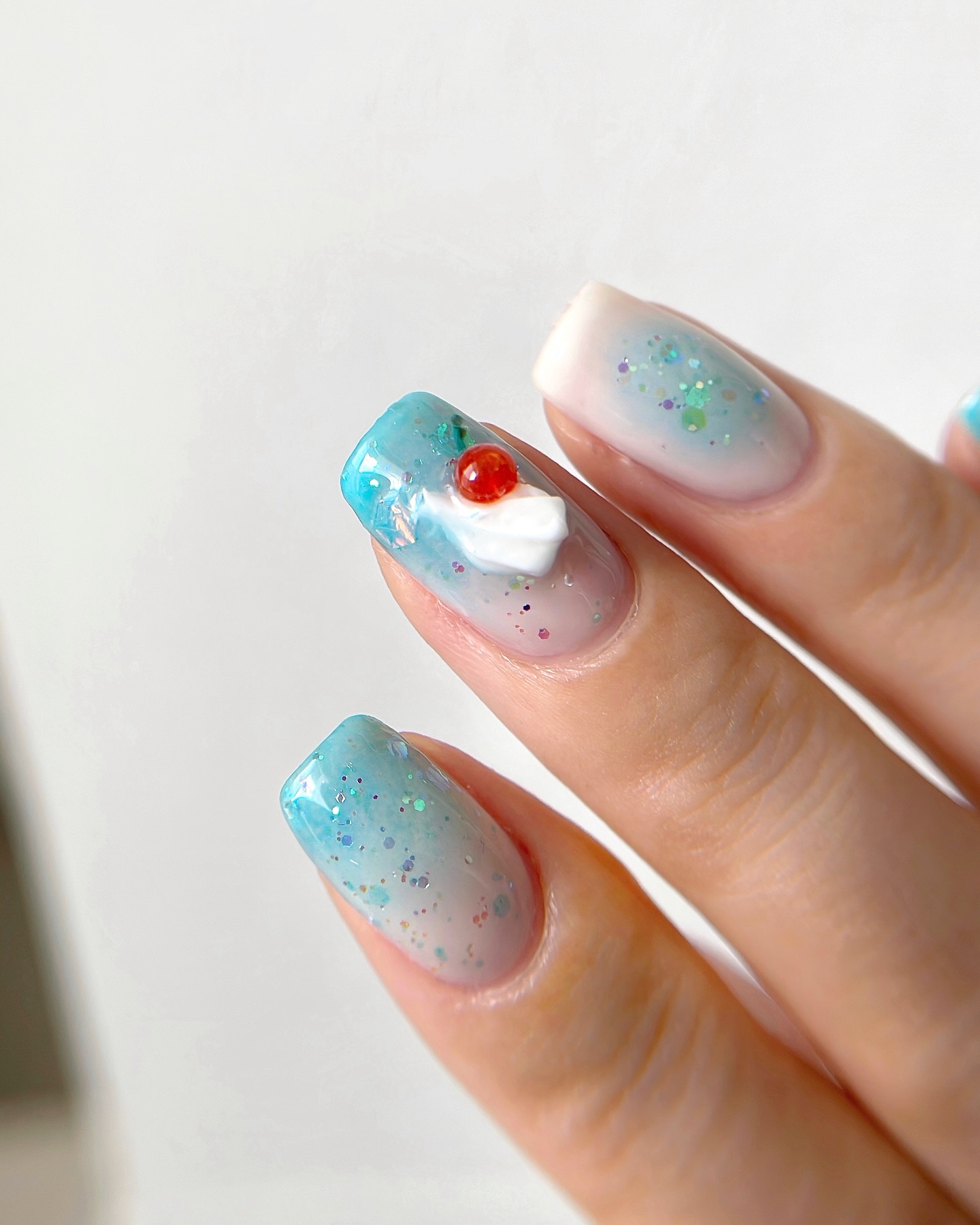 カラージェル/GELGRAPH/ジェルネイルを使ったクチコミ（3枚目）