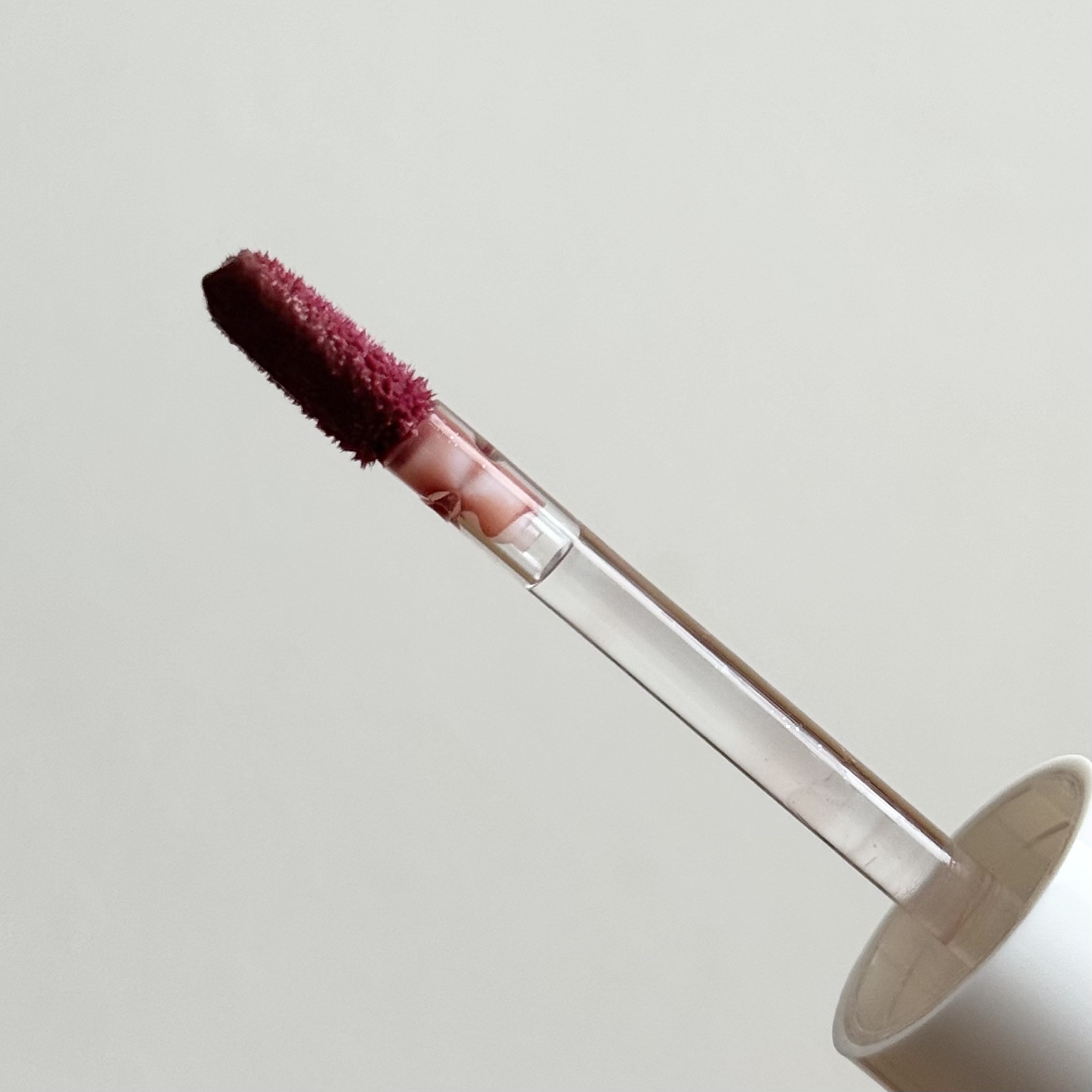 アップトゥーミー　ハグマイリップ　カラーロックプランパー/up2me/リッププランパーを使ったクチコミ（2枚目）