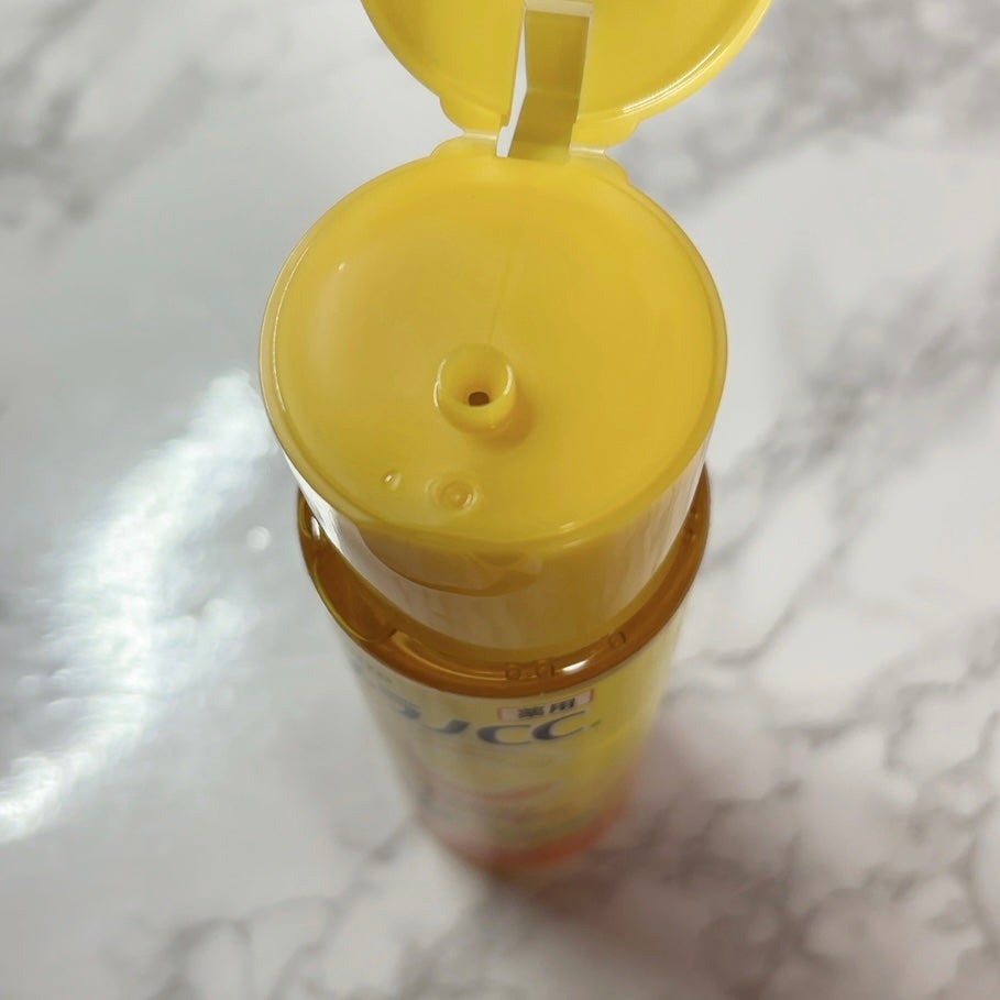 薬用しみ対策 美白化粧水 しっとりタイプ/メラノCC/化粧水を使ったクチコミ(3枚目)