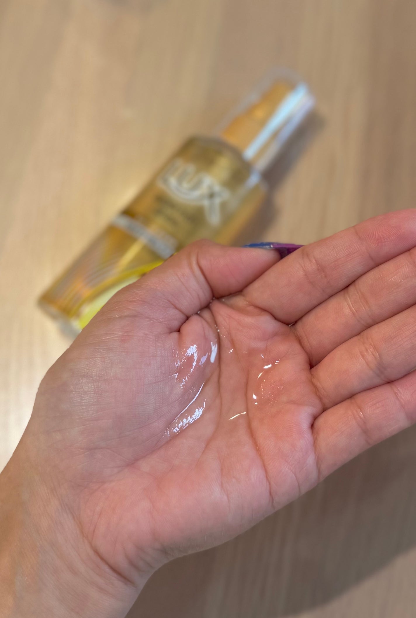 スーパーリッチシャイン ダメージリペア 補修ヘアオイル/LUX/ヘアオイルを使ったクチコミ(2枚目)