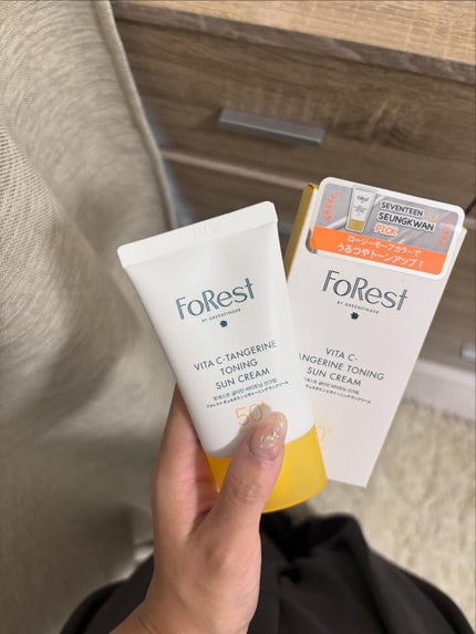 フォレストギュルタミンビタトーニングサンクリーム/FoRest by Greenfinger/日焼け止めクリームを使ったクチコミ(1枚目)