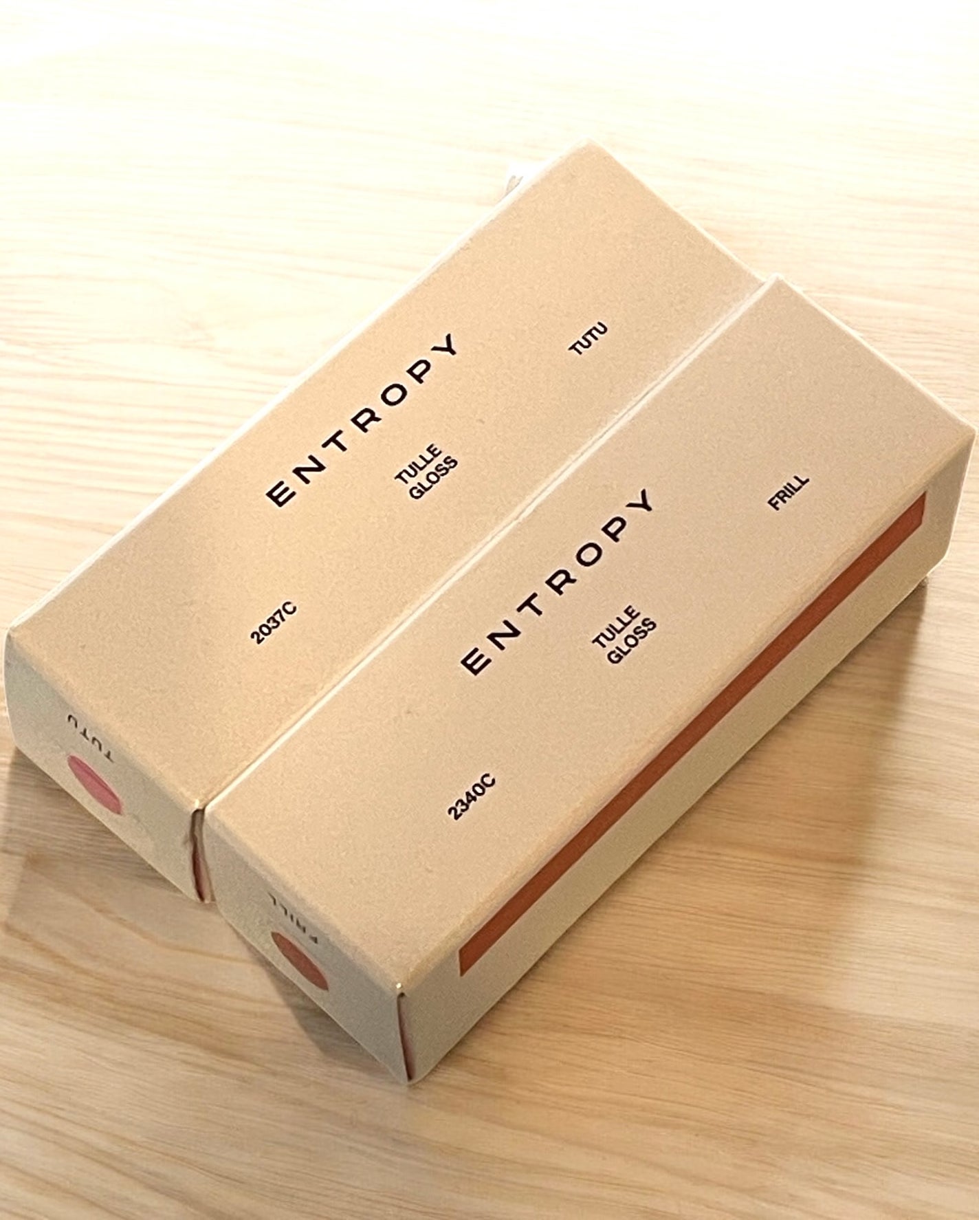 チュールグロス/ENTROPY/リップグロスを使ったクチコミ(6枚目)