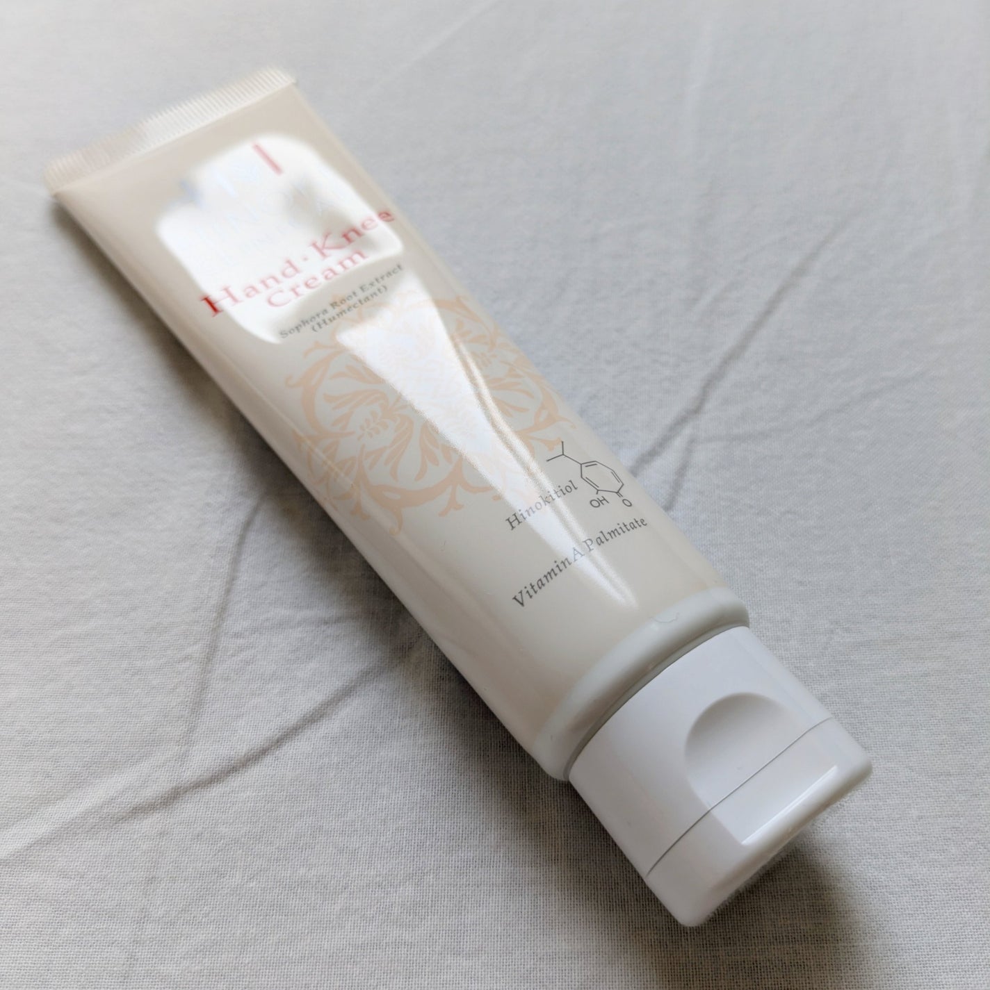 ヒノキハンド・ニークリーム/ヒノキ肌粧品/ハンドクリームを使ったクチコミ(2枚目)