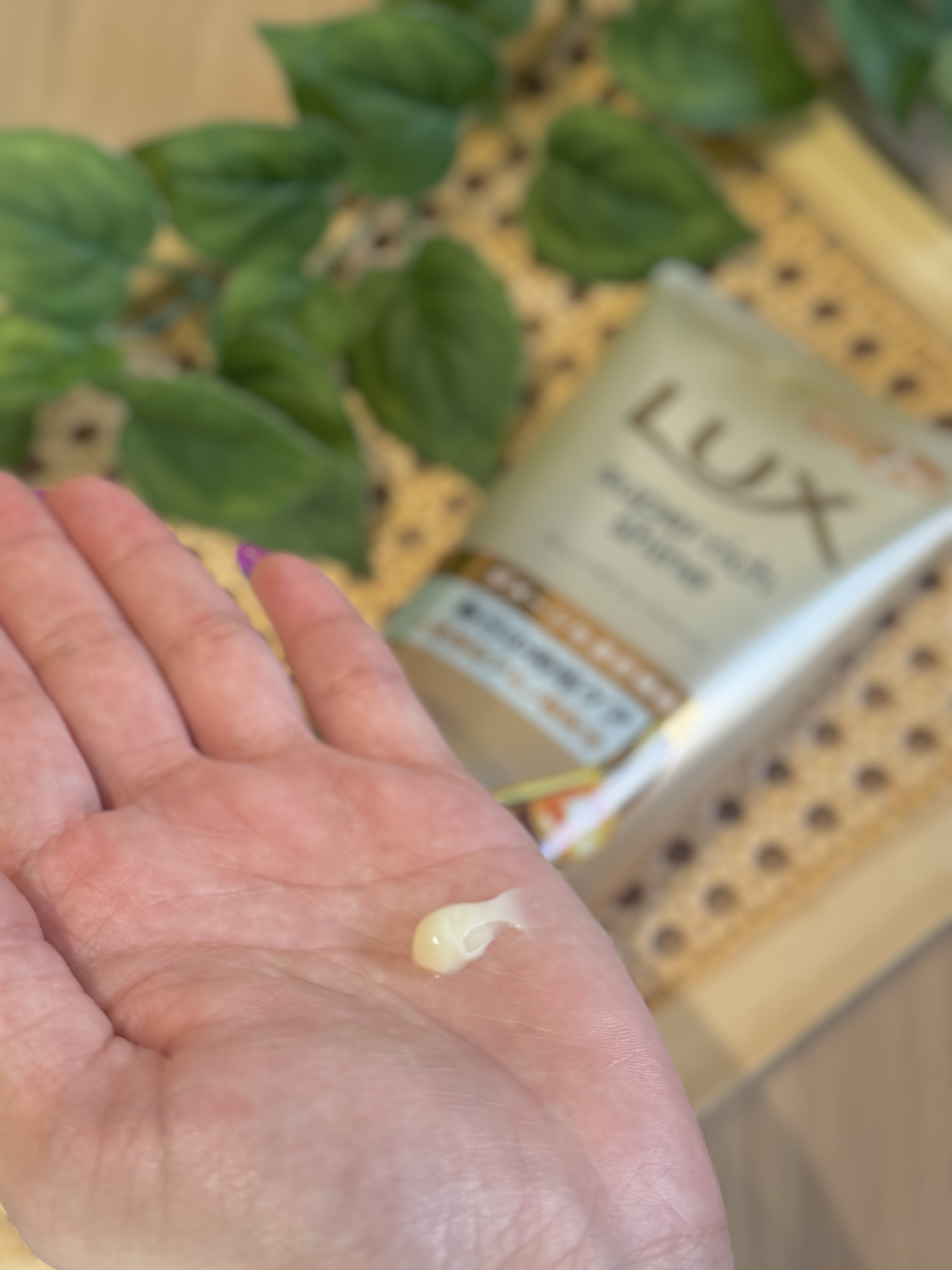 ラックス　スーパーリッチシャイン ダメージリペア　補修チューブトリートメント/LUX/洗い流すヘアトリートメントを使ったクチコミ（2枚目）