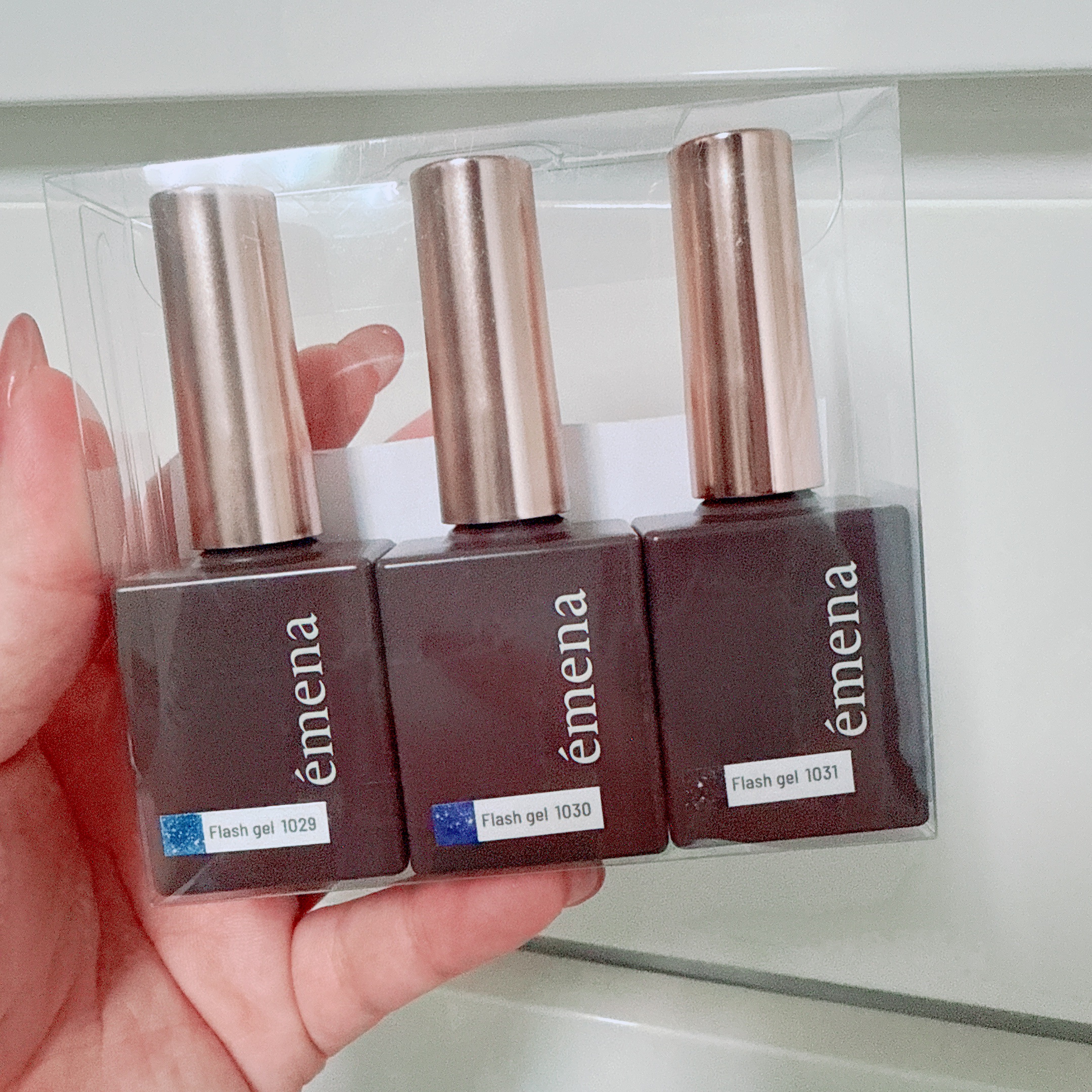 Flash gel/emena/ジェルネイルを使ったクチコミ（1枚目）