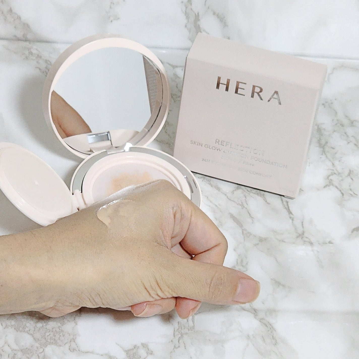 リフレクション スキン グロウ クッション ファンデーション/HERA/クッションファンデーションを使ったクチコミ(2枚目)