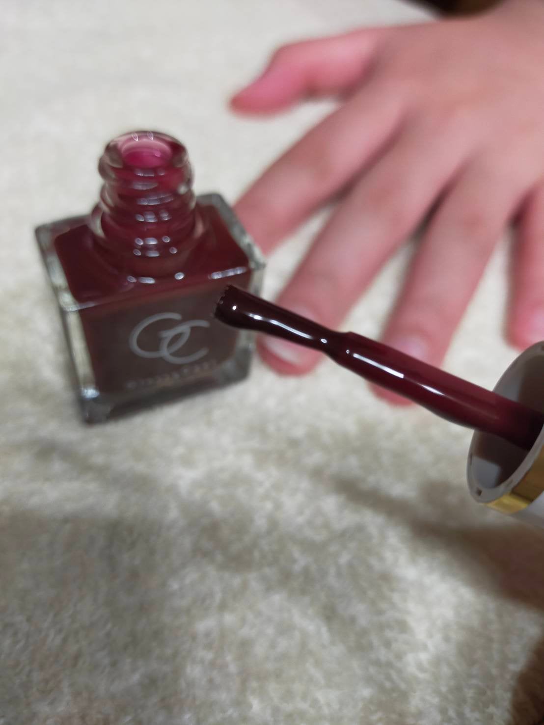 sbrinz11 on LIPS 「スキューズミー グロッシーコートセルフネイル派に人気のオールイ..」(2枚目)