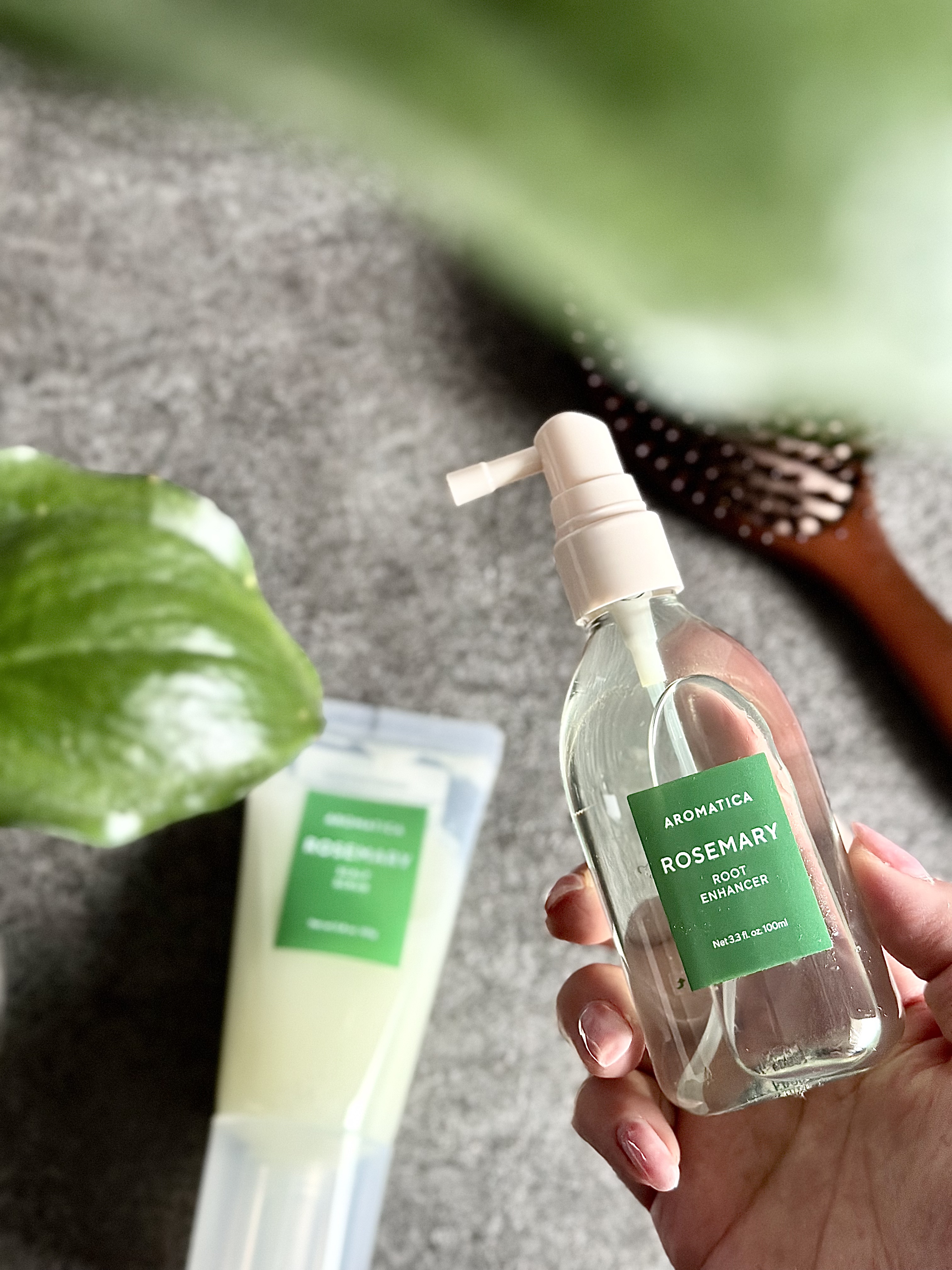 ローズマリー スカルプ スクラブ/AROMATICA/ヘッドスクラブを使ったクチコミ（2枚目）