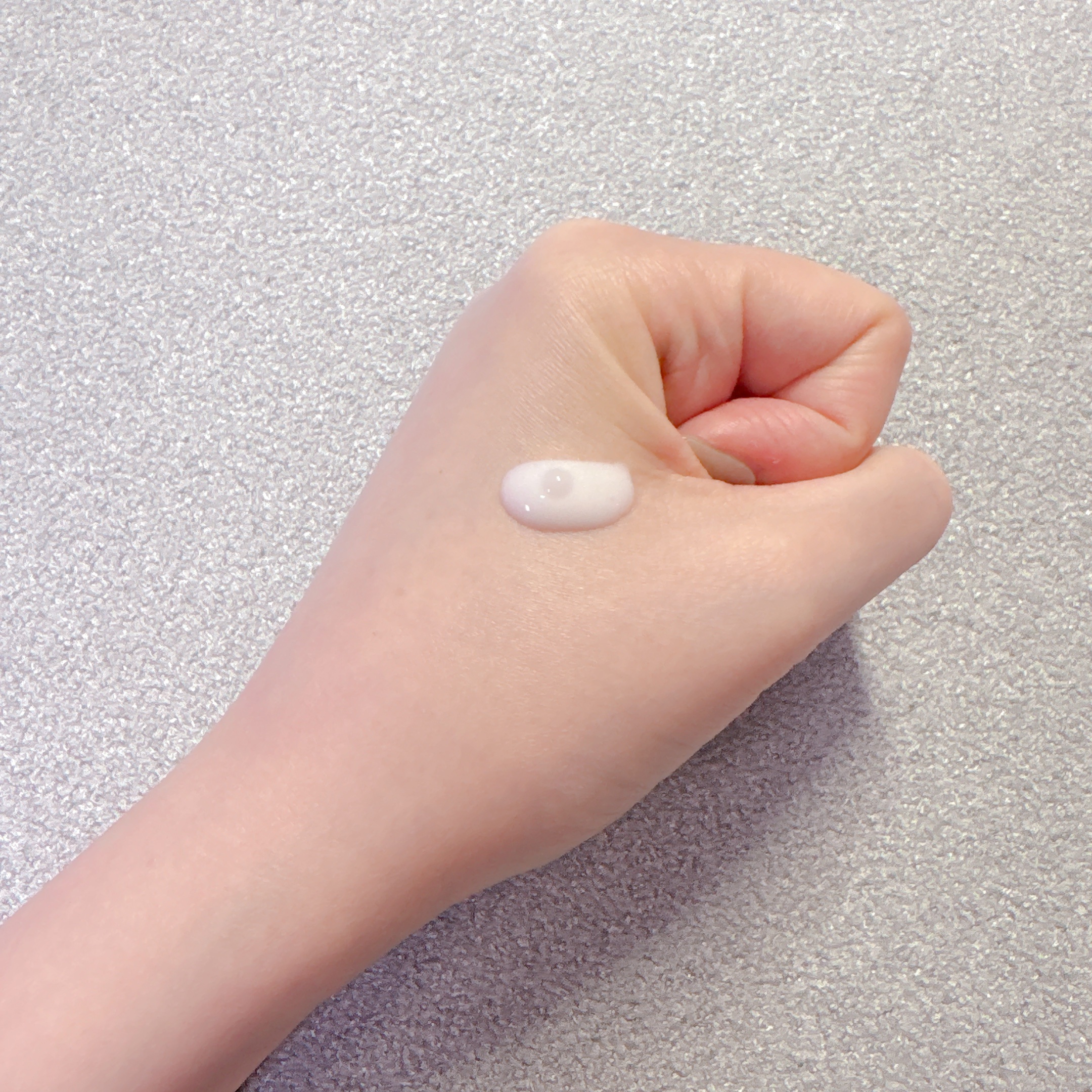 【医薬部外品】ニベア ルーセントビューティ シルクブライトニング ブライトニング美容液ボディミルク/ニベア/ボディミルクを使ったクチコミ（2枚目）