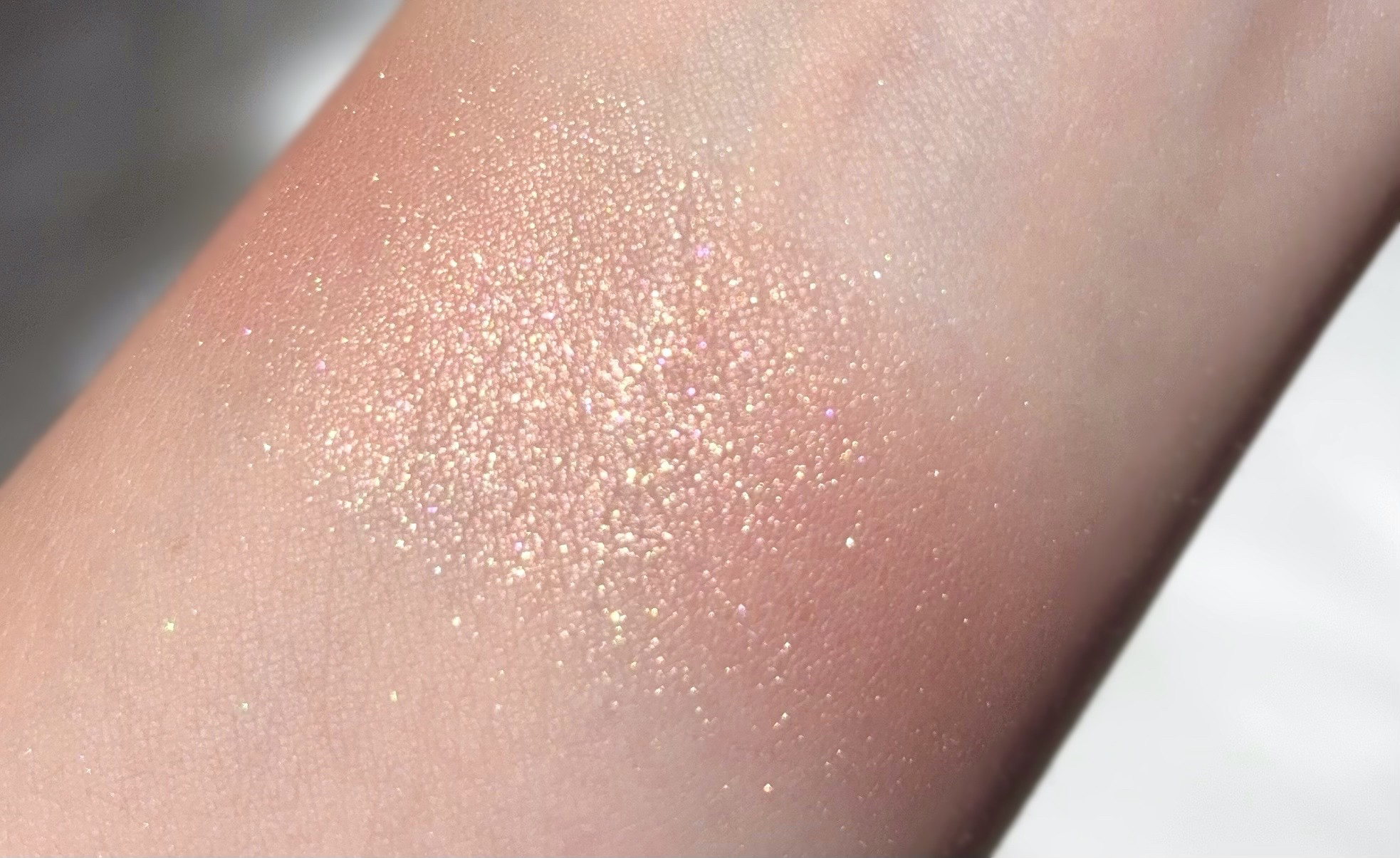 エレガンス プレジール アイズ/Elégance/単色アイシャドウを使ったクチコミ（3枚目）