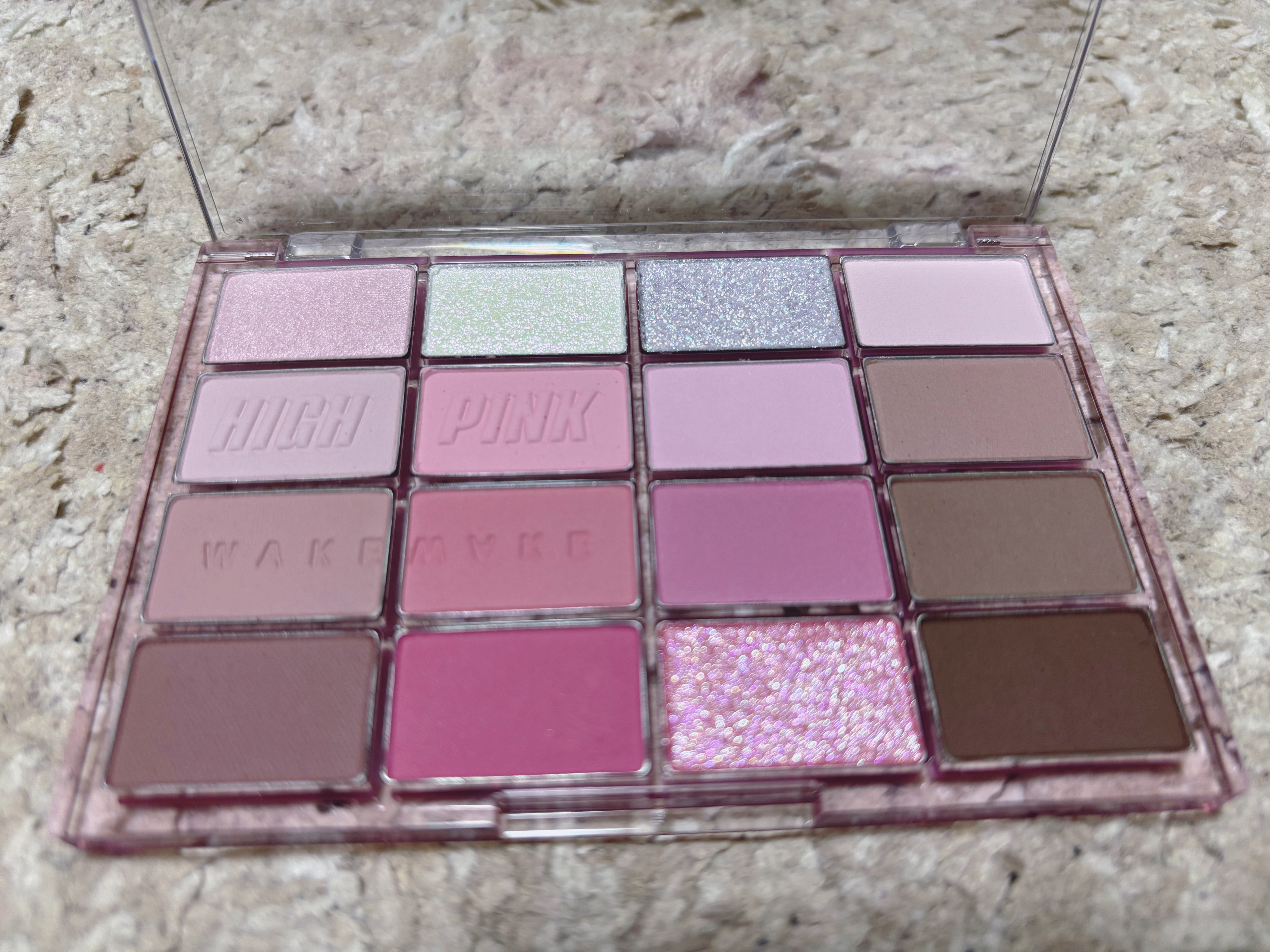 ソフトブラーリングアイパレット 09.ハイピンクブラーリング/wakemake/アイシャドウパレットを使ったクチコミ（2枚目）