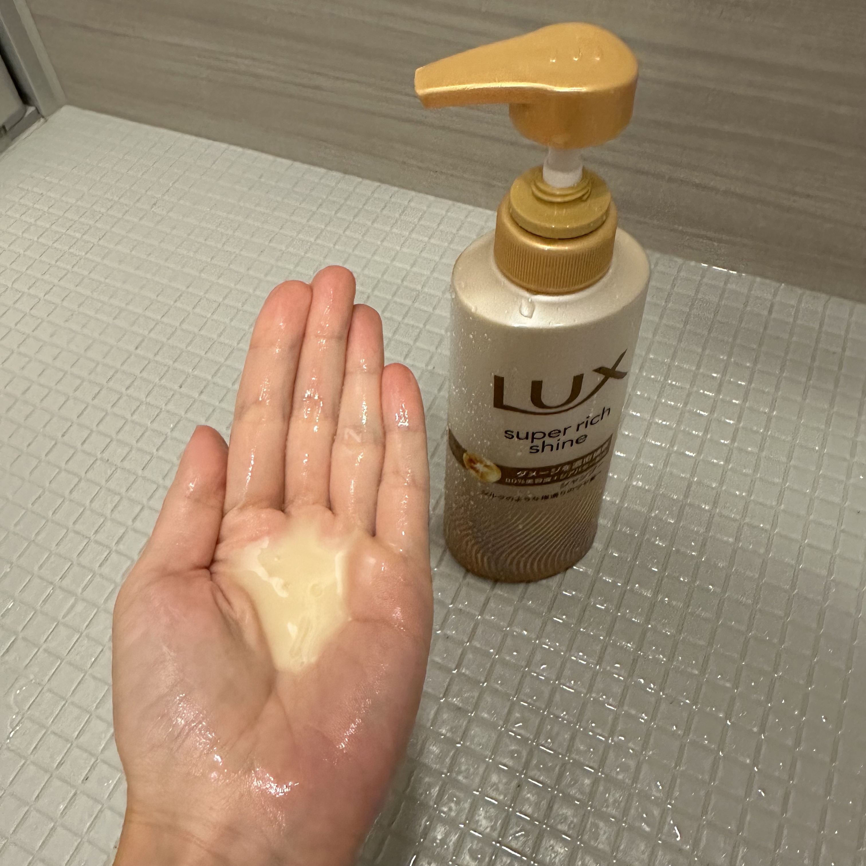 スーパーリッチシャイン ダメージリペア 補修シャンプー / 補修コンディショナー/LUX/市販シャンプーを使ったクチコミ（3枚目）