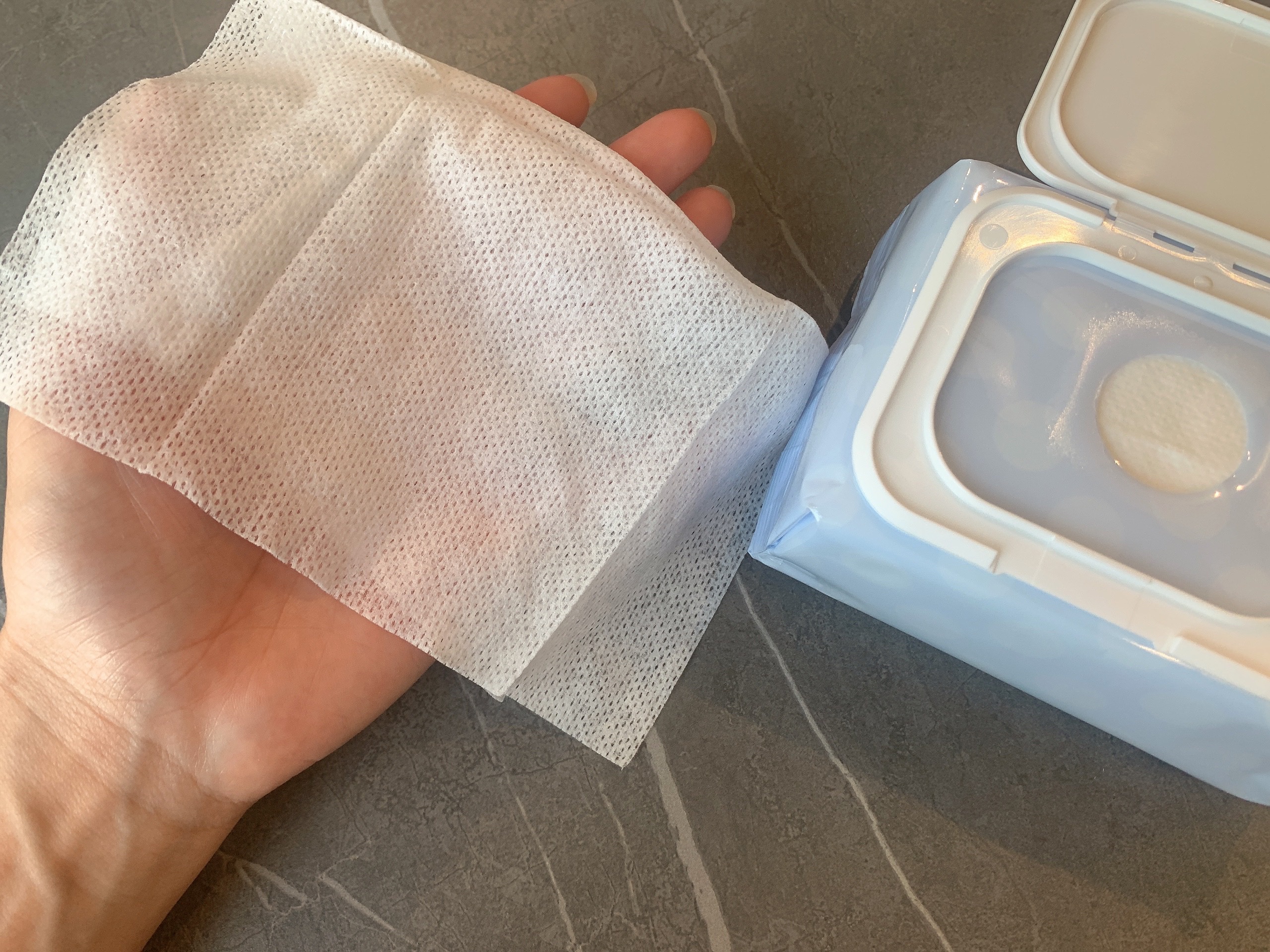 ネピア wetomo 除菌ウエットティシュ アルコールタイプ/ネピア/ティッシュを使ったクチコミ（3枚目）