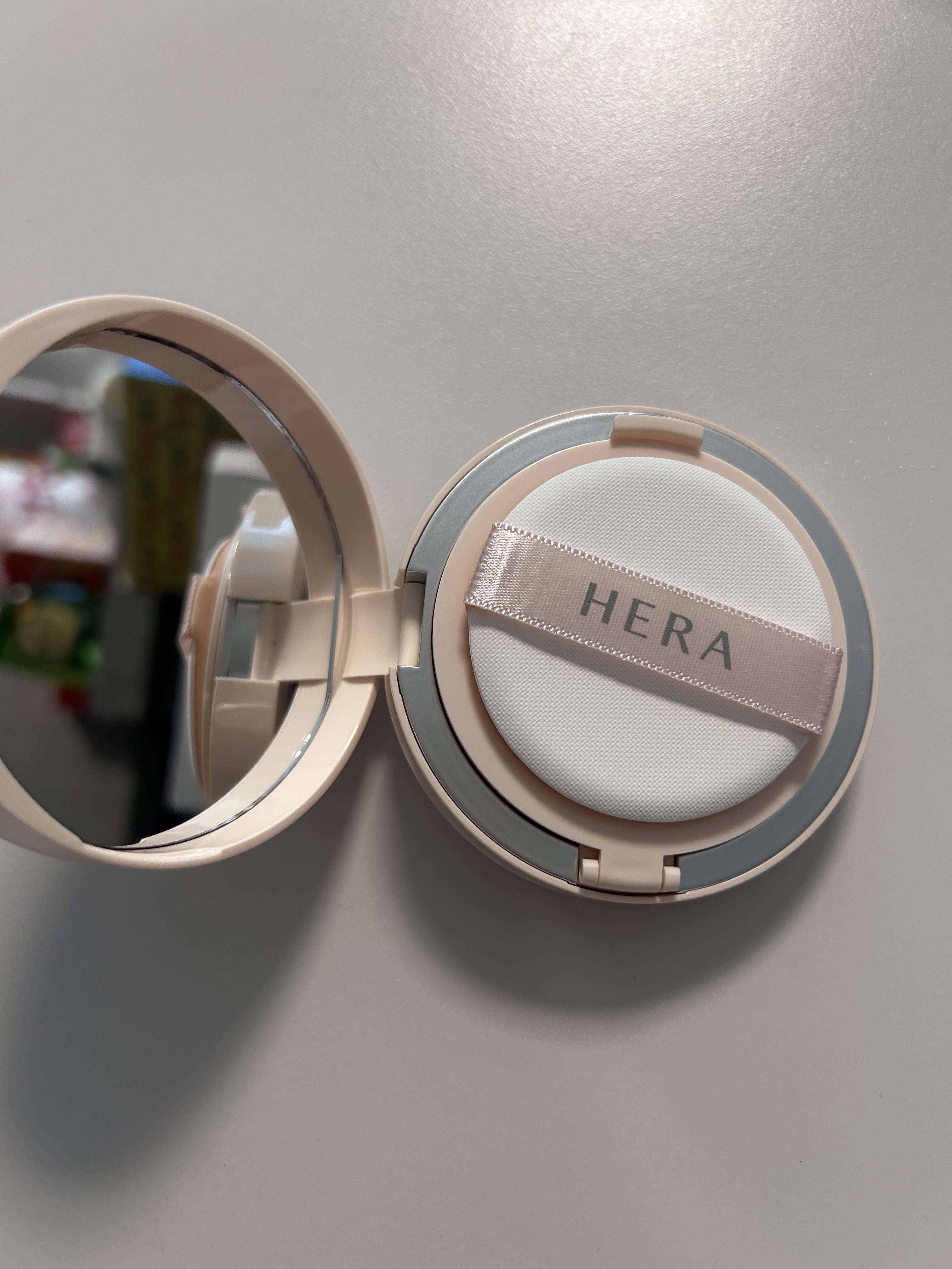 リフレクション スキン グロウ クッション ファンデーション/HERA/クッションファンデーションを使ったクチコミ（2枚目）