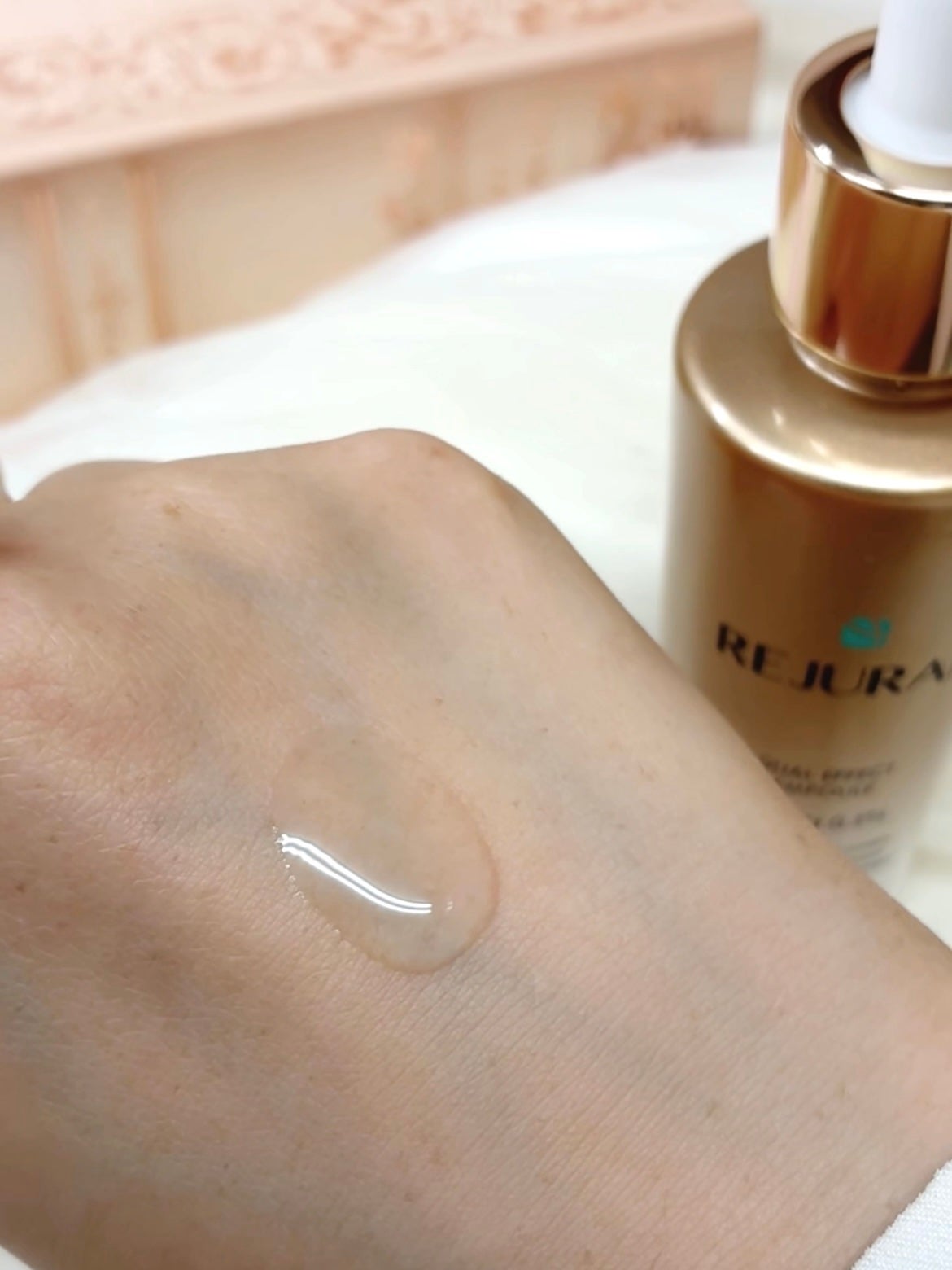 REJURAN ãã¥ã¢ã«ãšãã§ã¯ãã¢ã³ãã« 30ml/REJURAN COSMETICS/çŸå®¹æ¶²ã䜿ã£ãã¯ãã³ãïŒ2æç®ïŒ