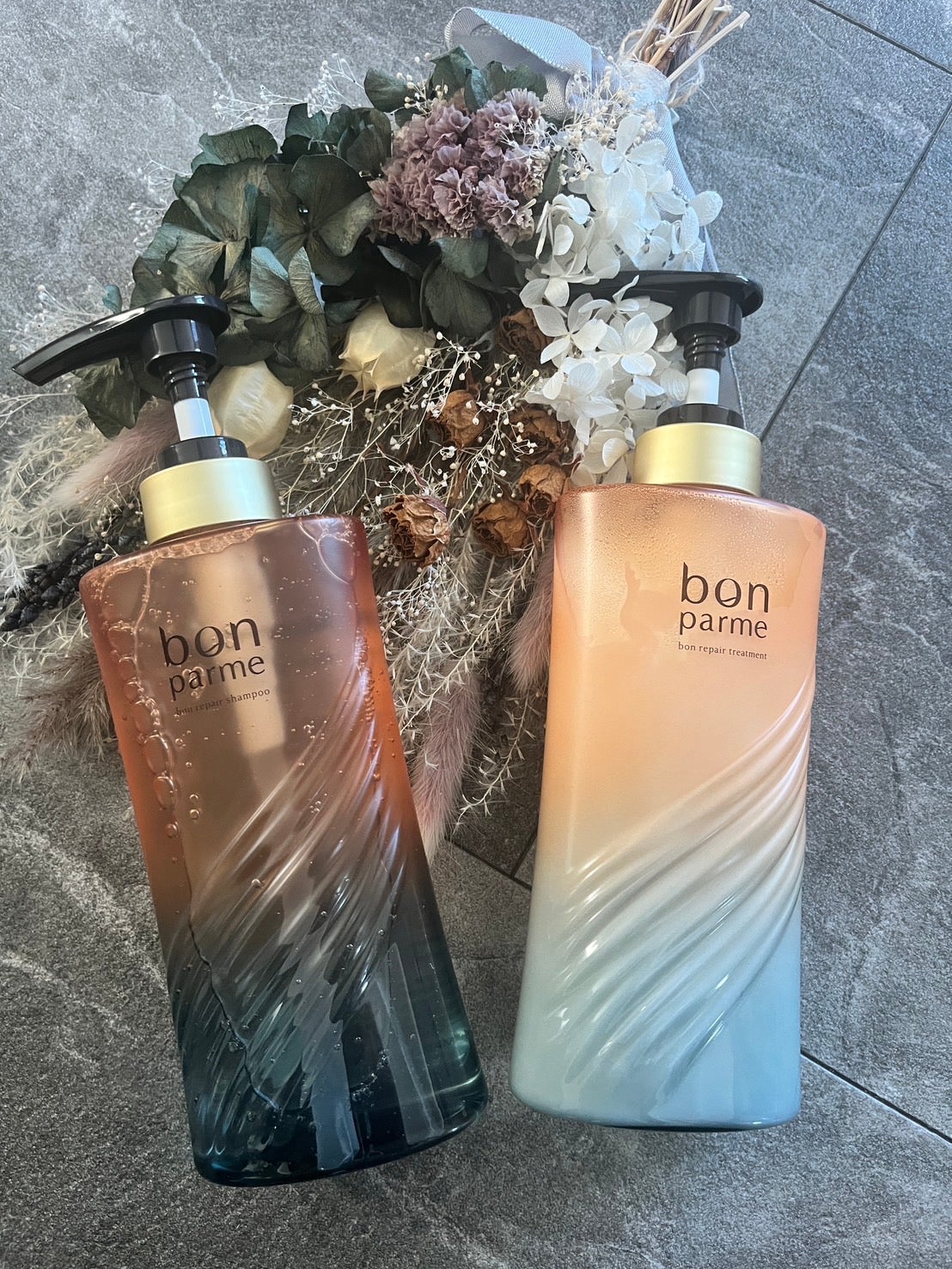 Kanako Kishida on LIPS 「泡立ちがよくて、シャンプー中から指通りがなめらか✨ドライヤー後..」(1枚目)