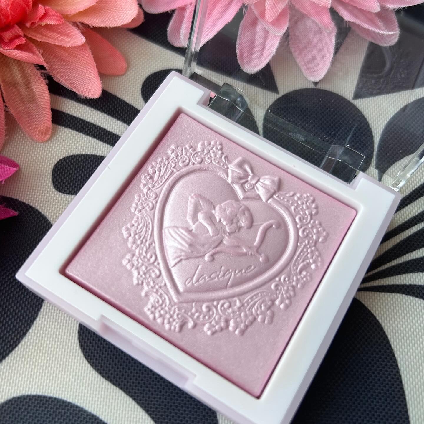 Vカットブレンディングシェーディング/dasique/シェーディングを使ったクチコミ（3枚目）