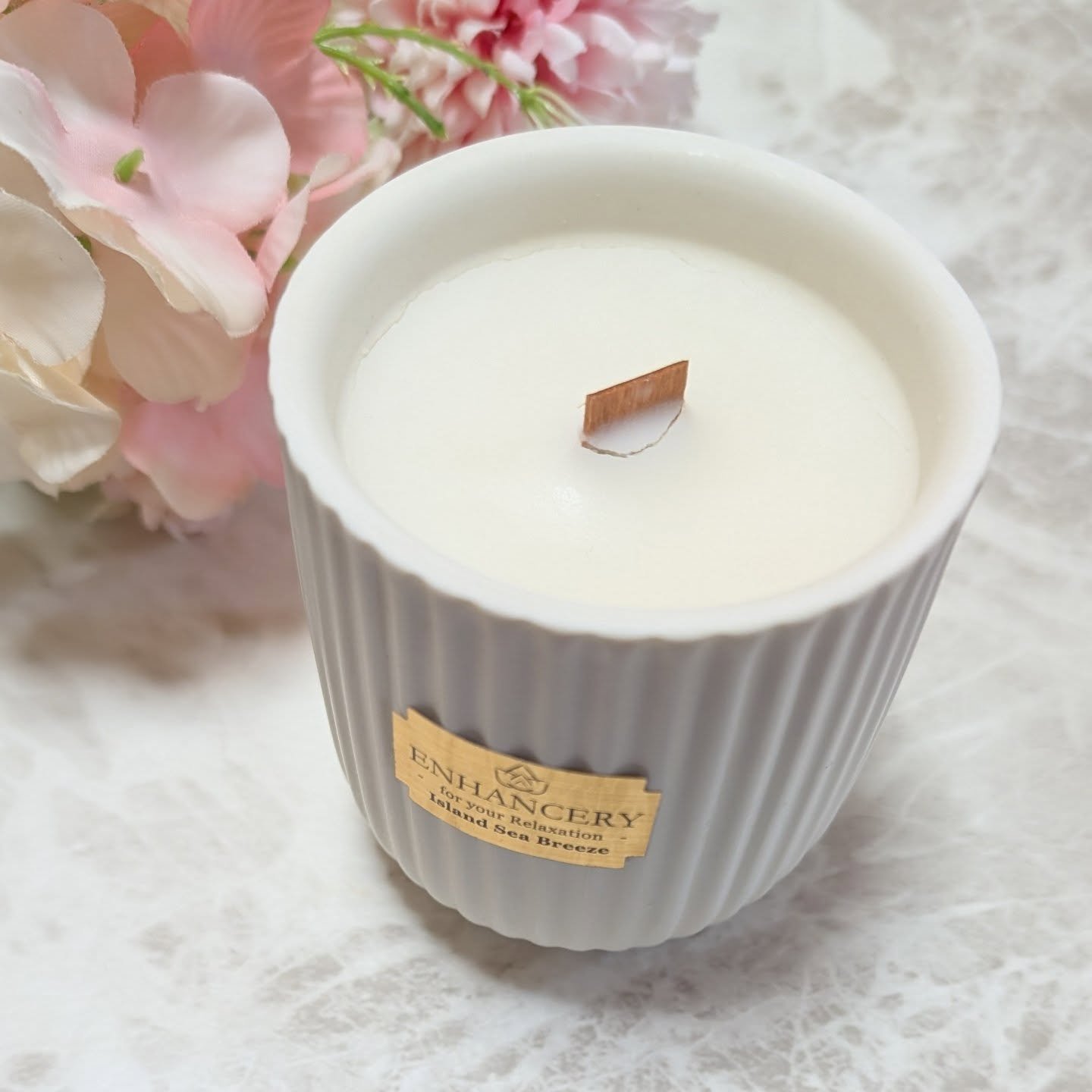 ウッドウィックアロマキャンドル/ENHANCERY/アロマキャンドルを使ったクチコミ（2枚目）