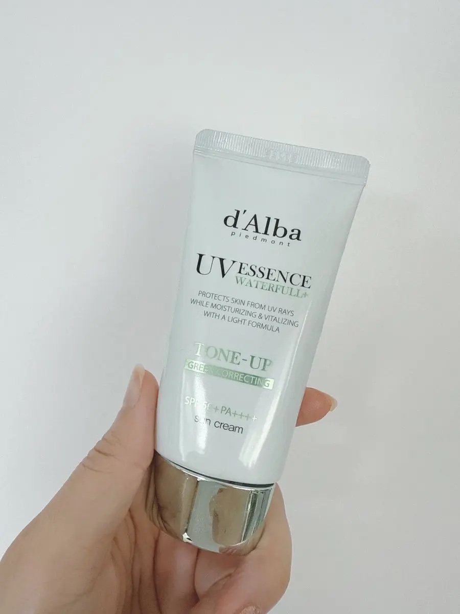 クリーンティーツリーリポソームトーンアップサンクリーム（グリーン）/ダルバ/日焼け止めクリームを使ったクチコミ（1枚目）