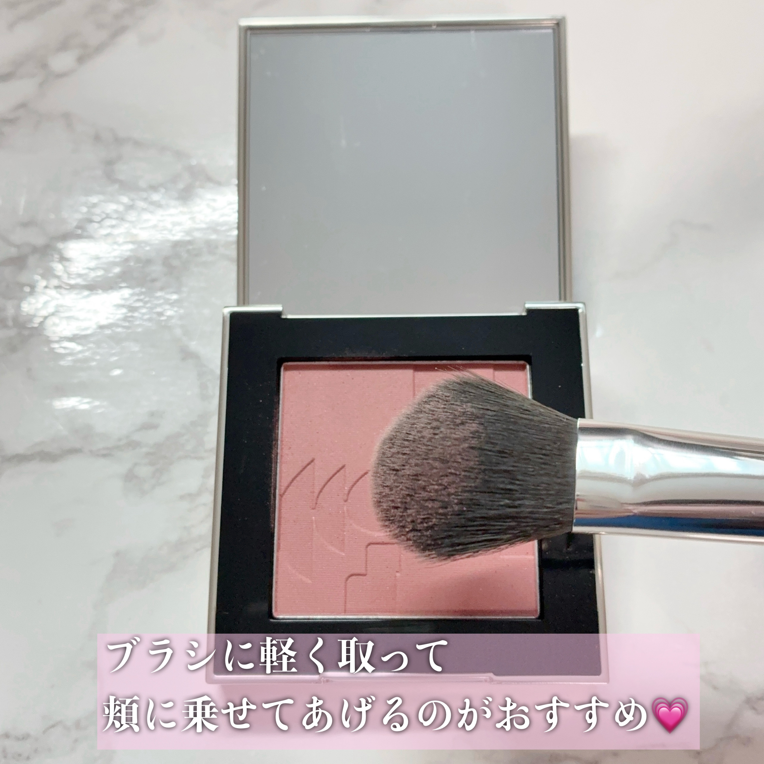 オールオーバーフェイスブラッシュ/TWO SLASH FOUR/パウダーチークを使ったクチコミ（3枚目）