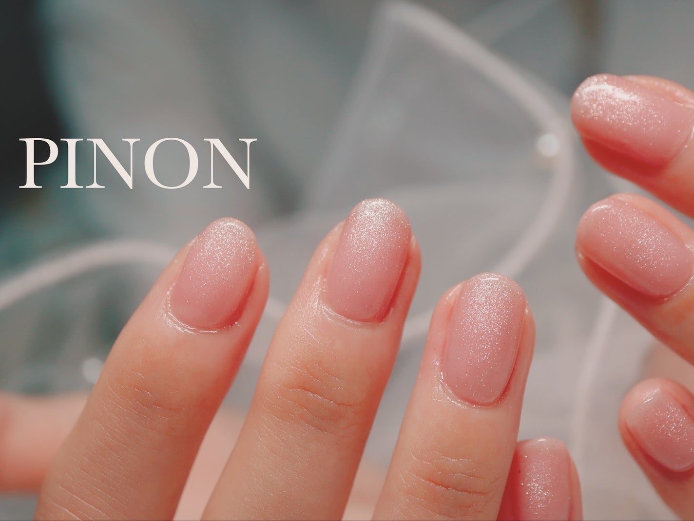 shino on LIPS 「magnetナチュラルに見せるため一層目はファンデーションカラ..」(1枚目)