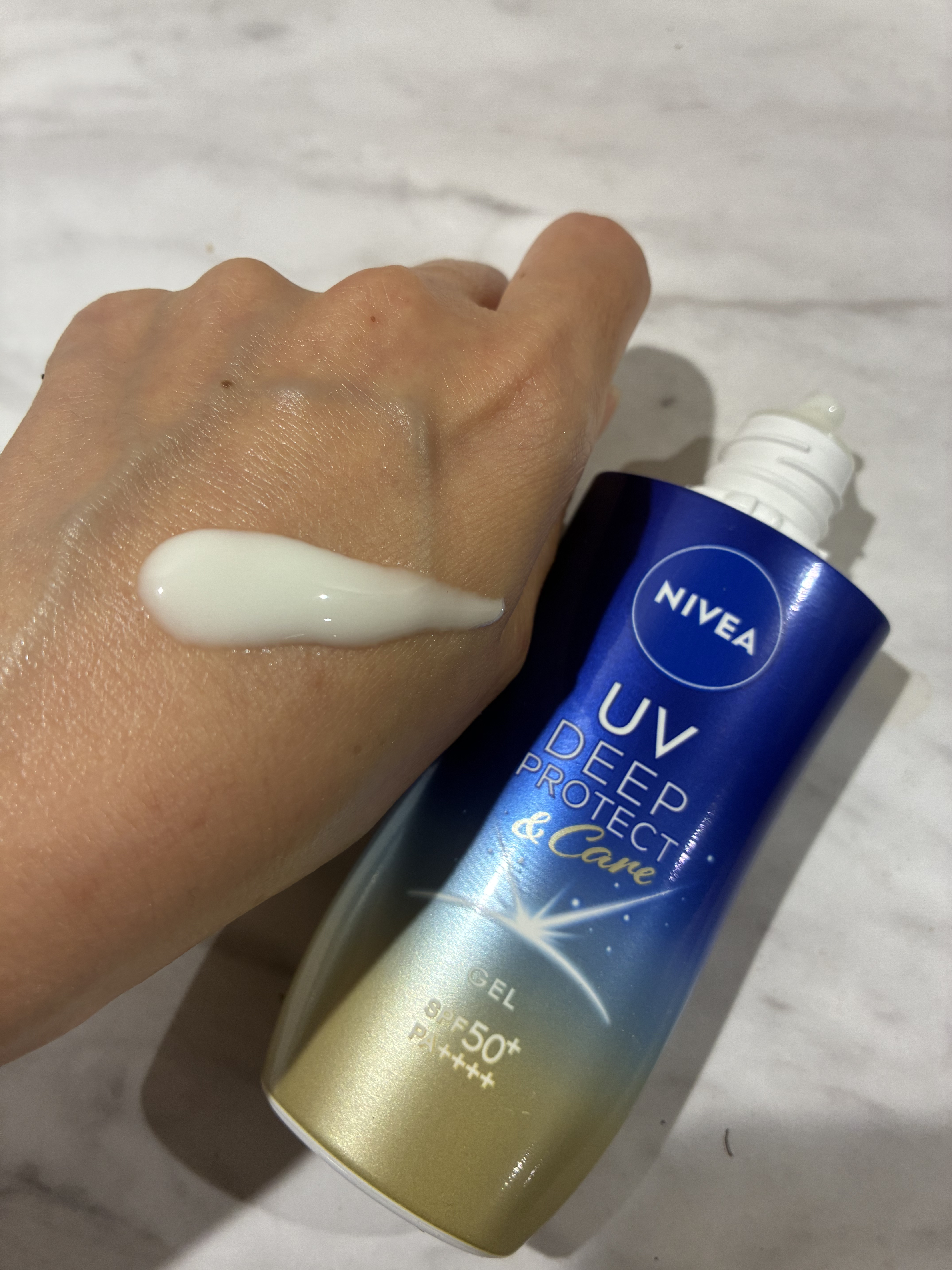 ニベアUV ディープ プロテクト＆ケア ジェル/ニベア/日焼け止めジェルを使ったクチコミ（2枚目）